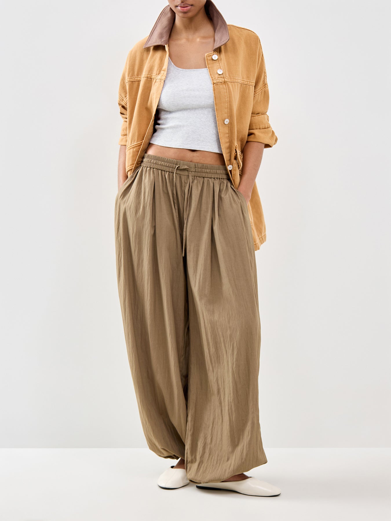 Nita Pleated Balloon Trousers Brown