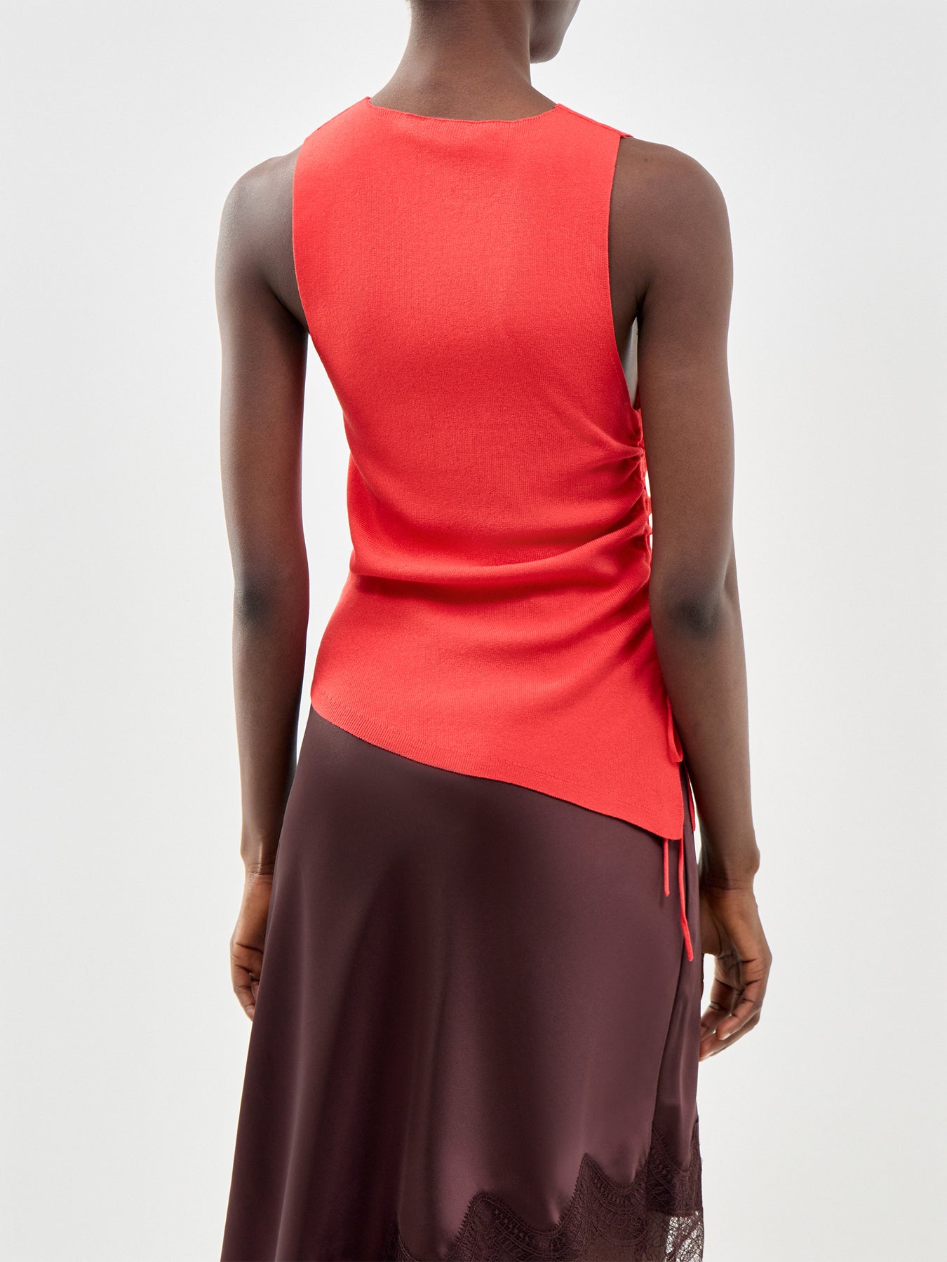 Milo Sleeveless Knitted Top Red