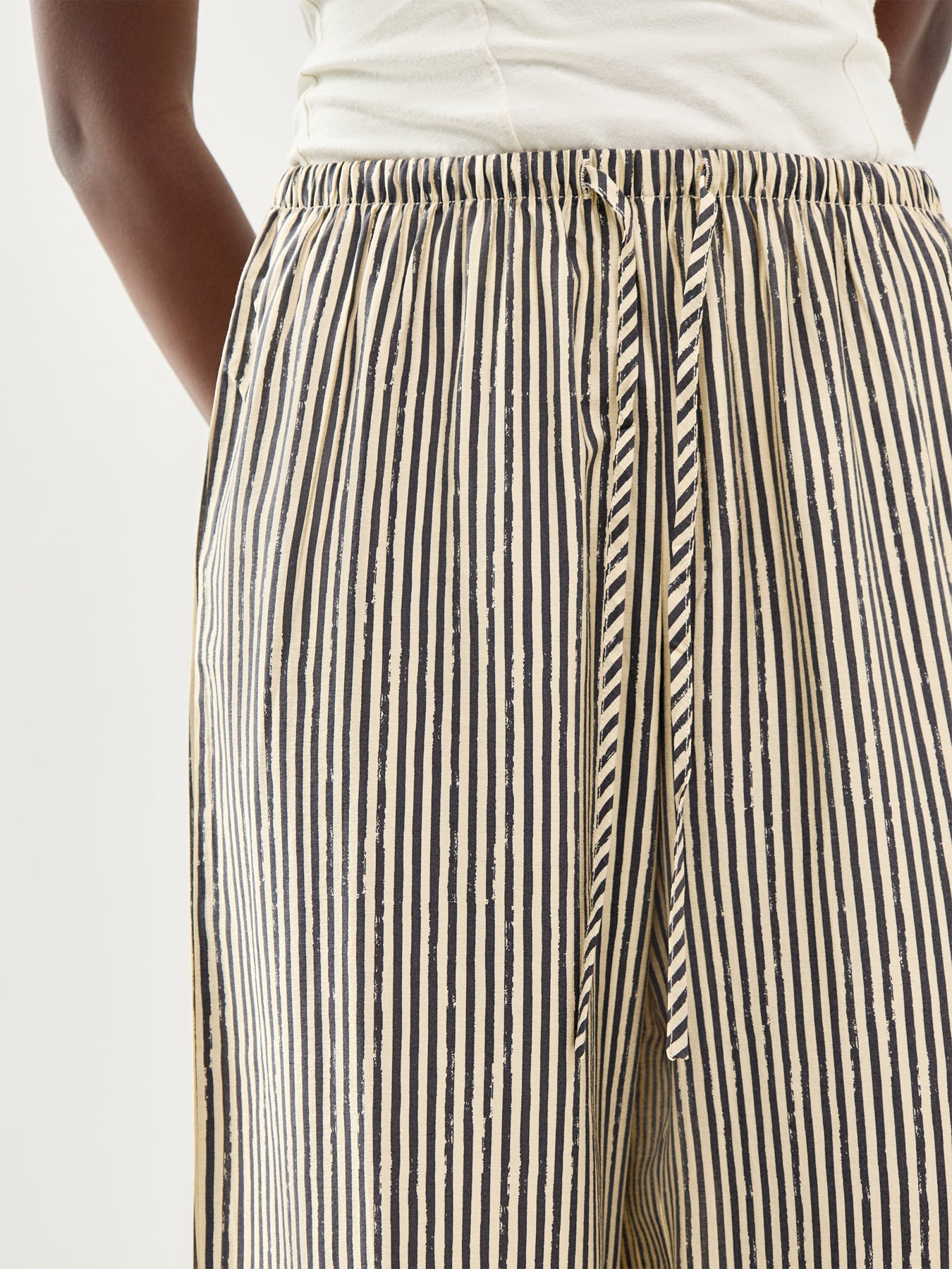 Jeona Stripe Pull Up Pants Striped