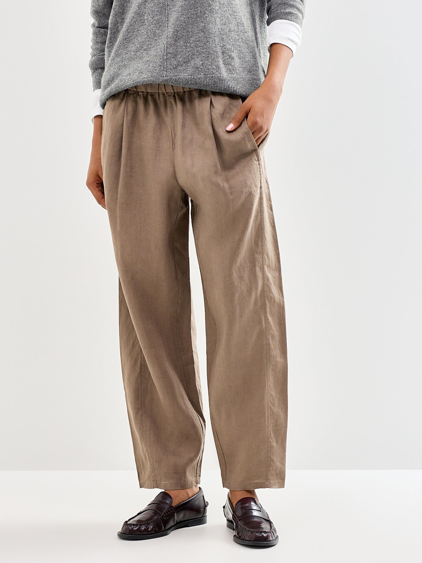 Ankle Pleated Lantern Pant Brown
