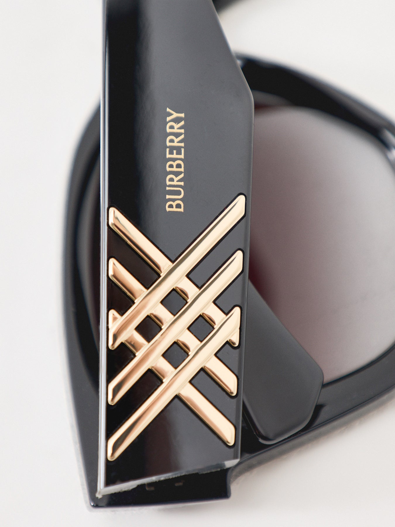 0BE4489U Oversized Sunglasses Black