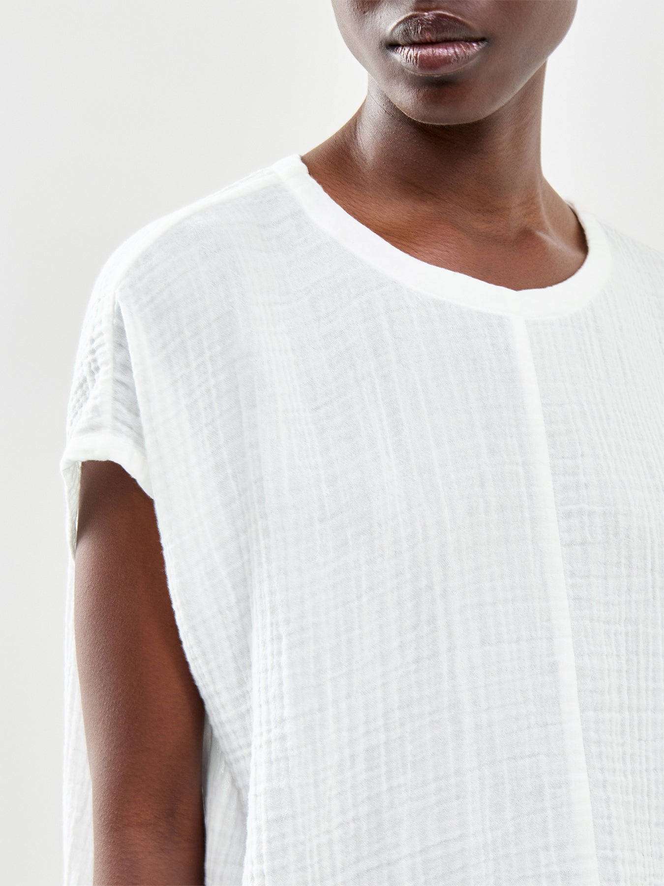 Round Neck Boxy Top White