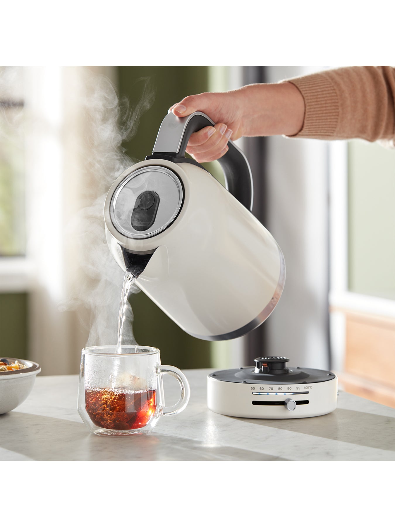 Variable Temperature 1.7L Kettle Porcelain White