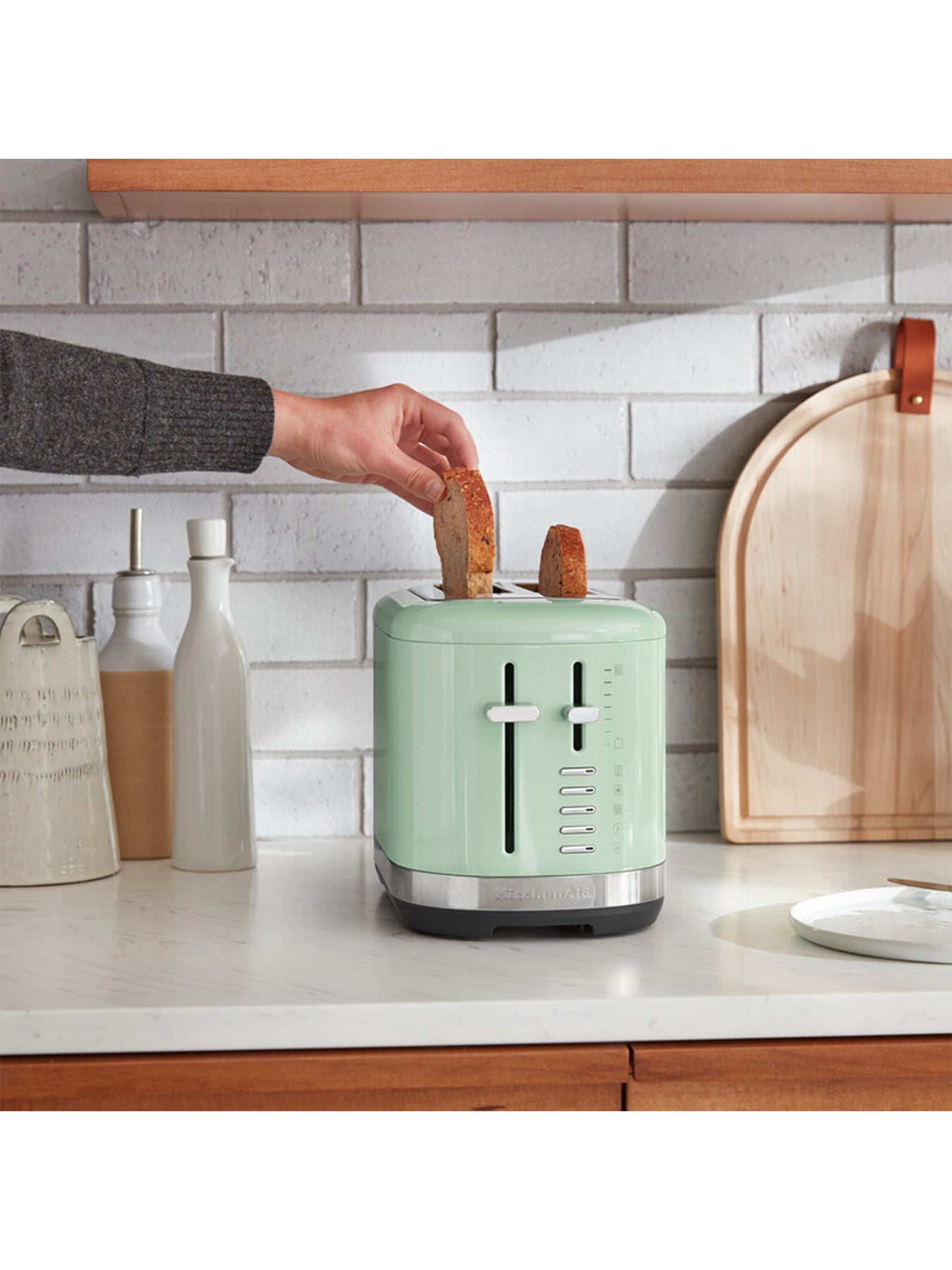 Manual Control 2 Slice Toaster Pistachio Green