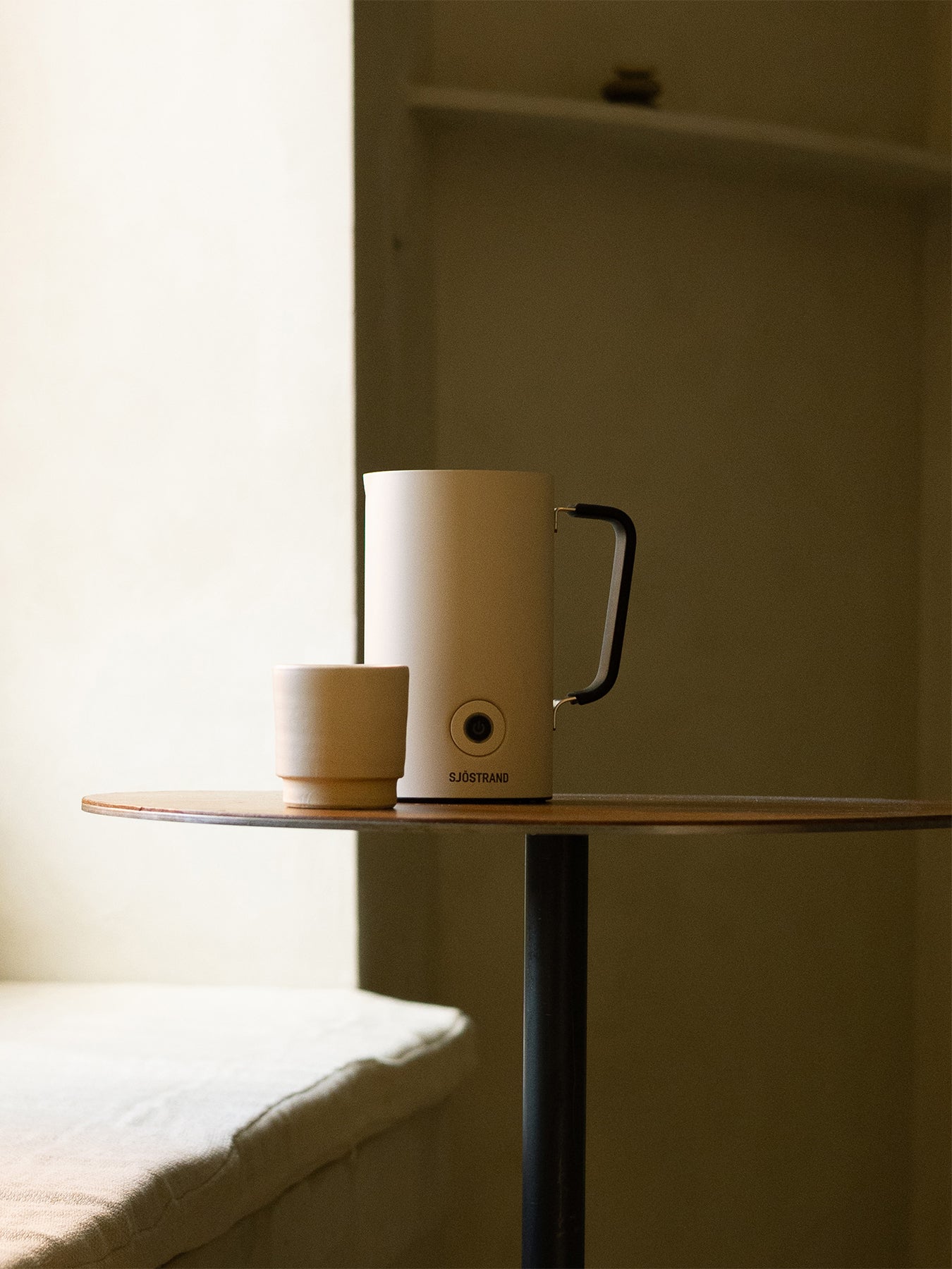 Milk Frother Beige