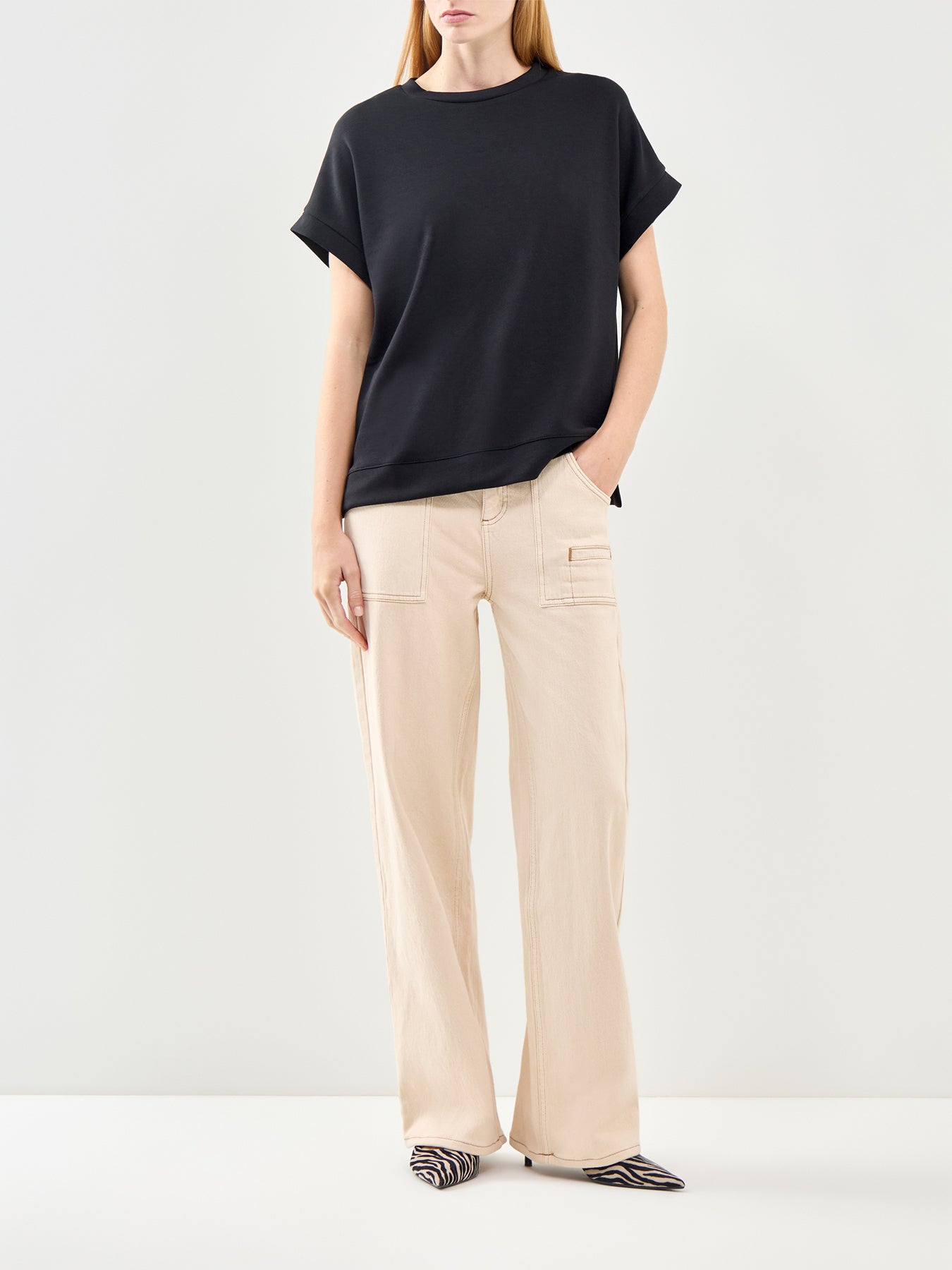 Banu Short Sleeve T-Shirt Black