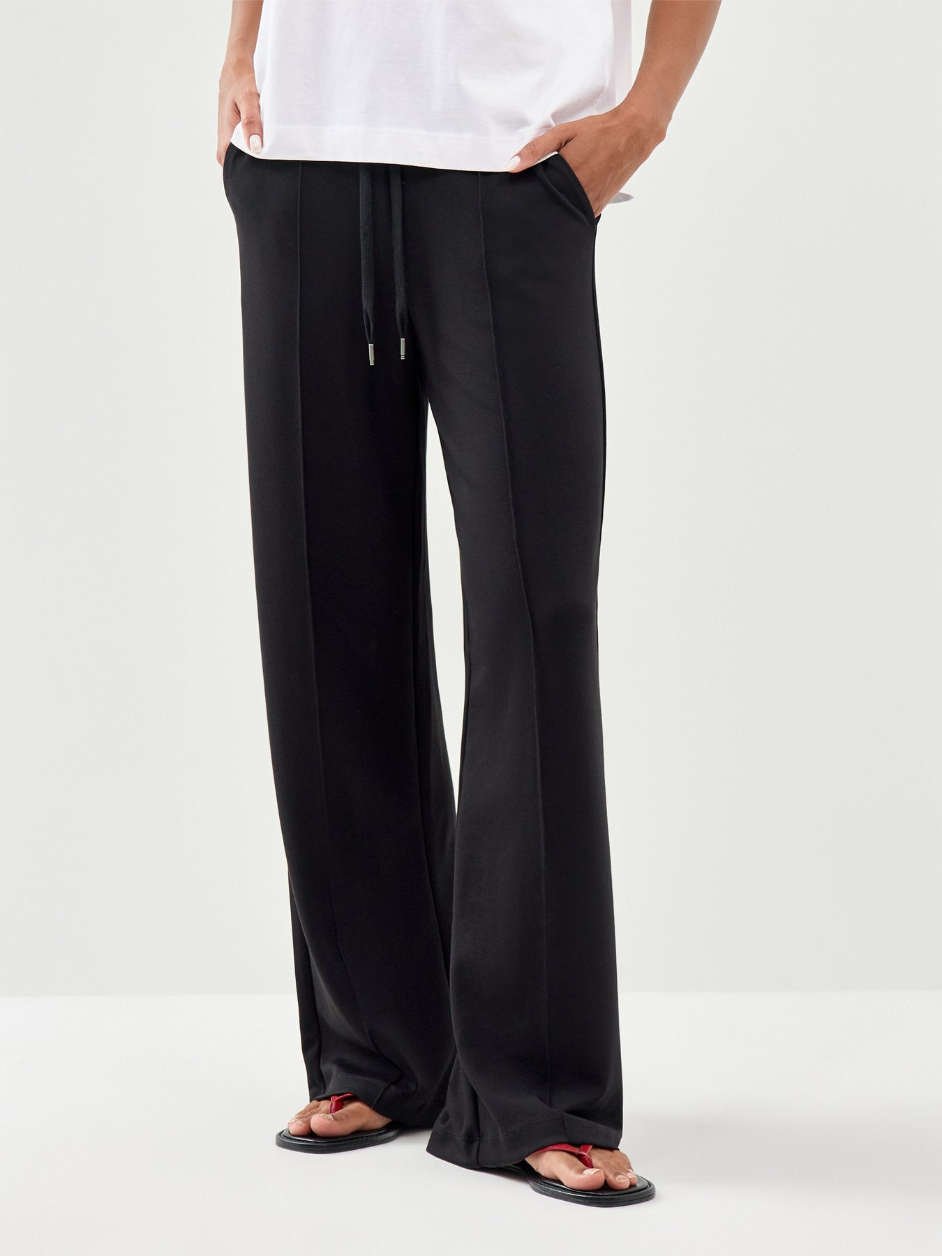 Banu 265 Wide Leg Trousers Black