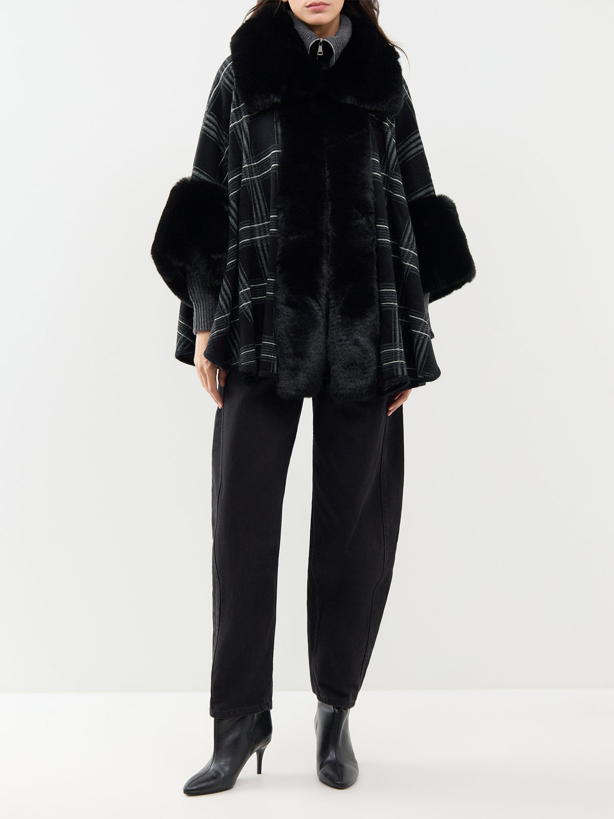 Auburn Faux Fur Wrap