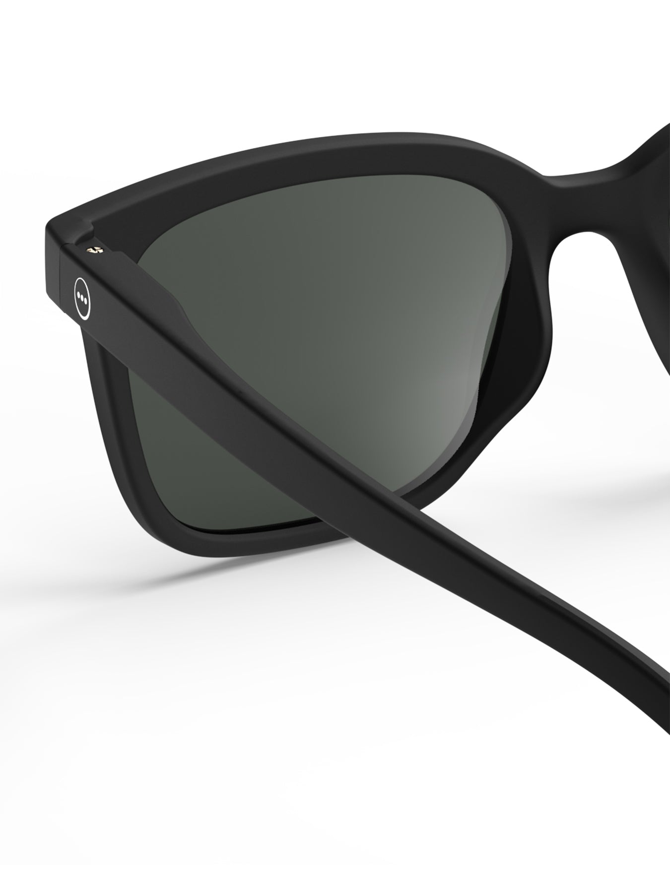#L Square Sunglasses Black