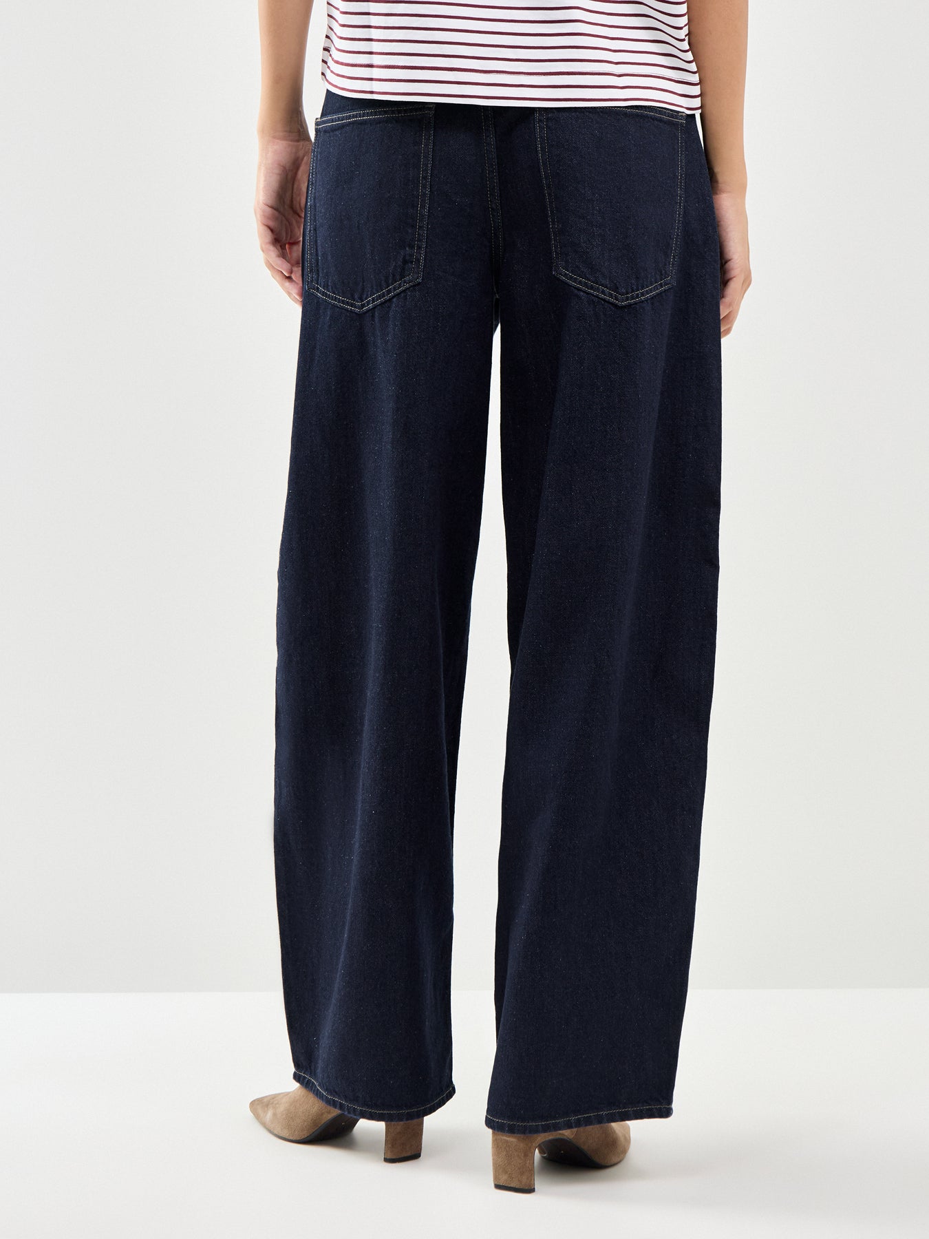 Taylor Barrel Leg Jeans Blue