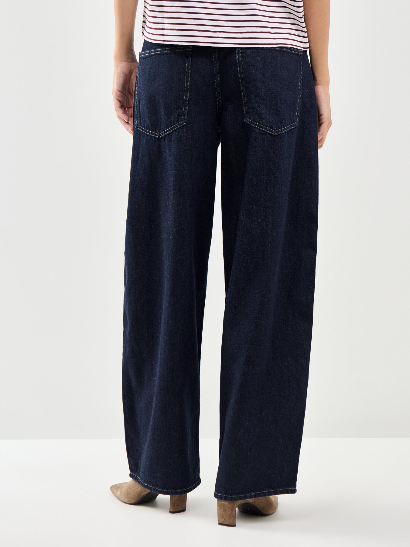 Taylor Barrel Leg Jeans Blue