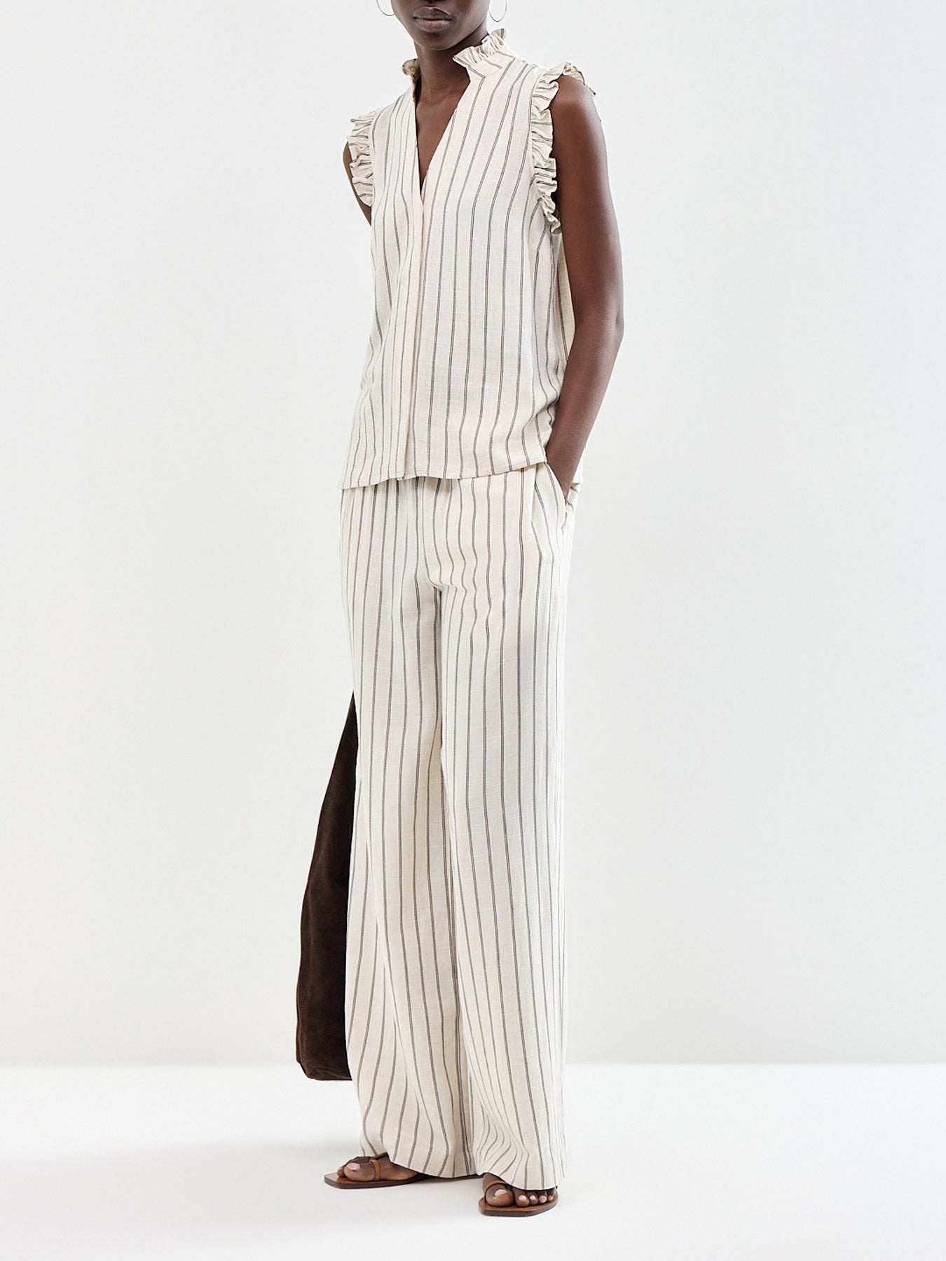 Viva Ruffle Top Beige
