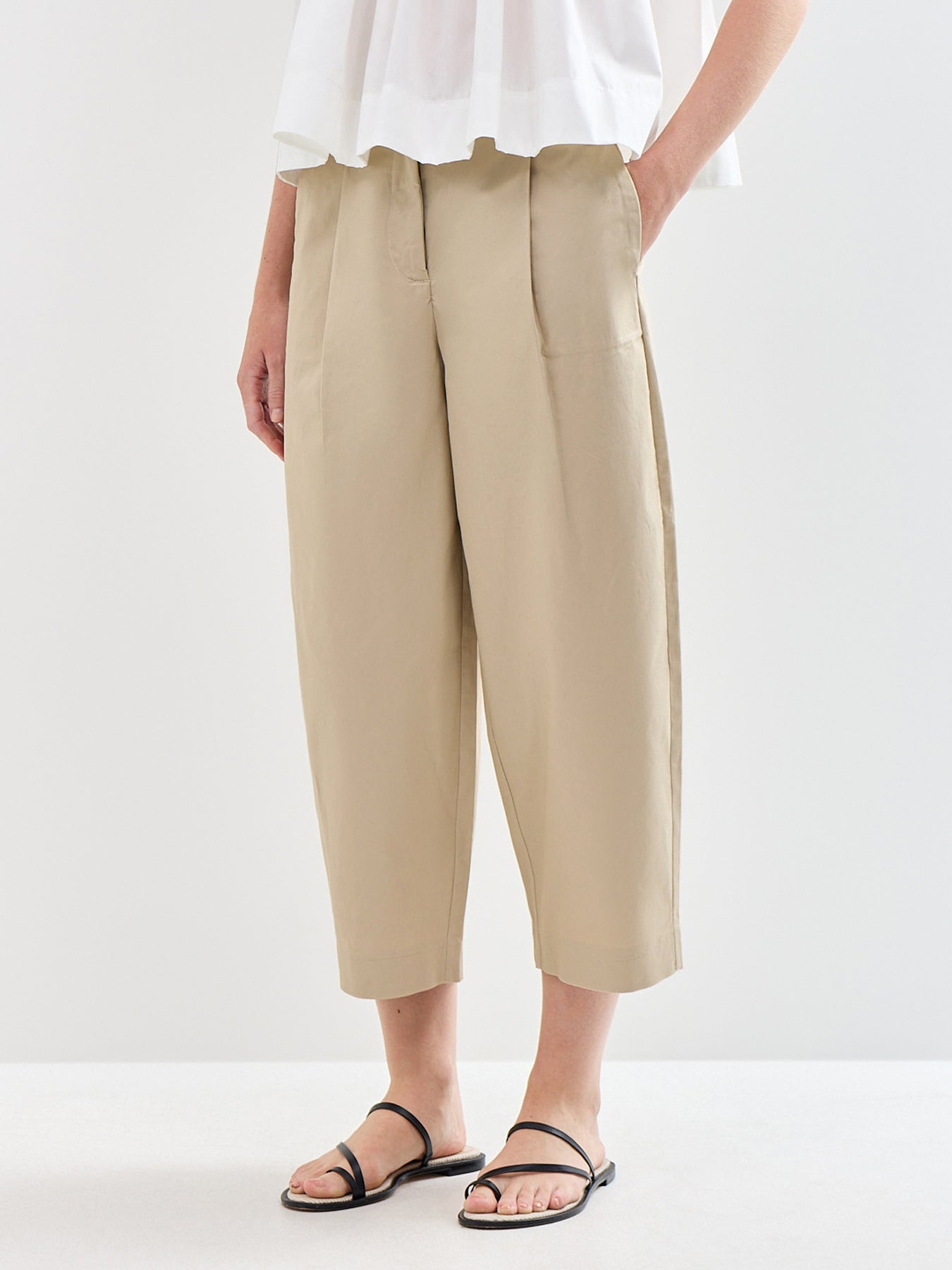 Carmen High Waist Cropped Pant Beige