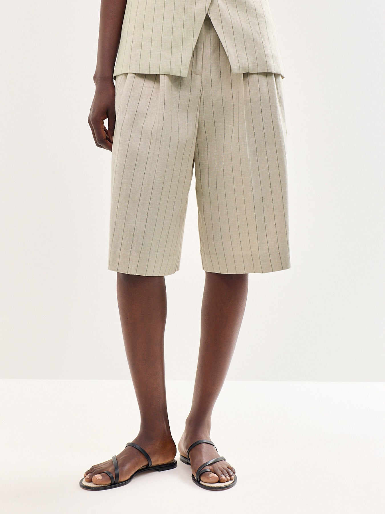High Waisted Linen Blend Bermuda Shorts Cream