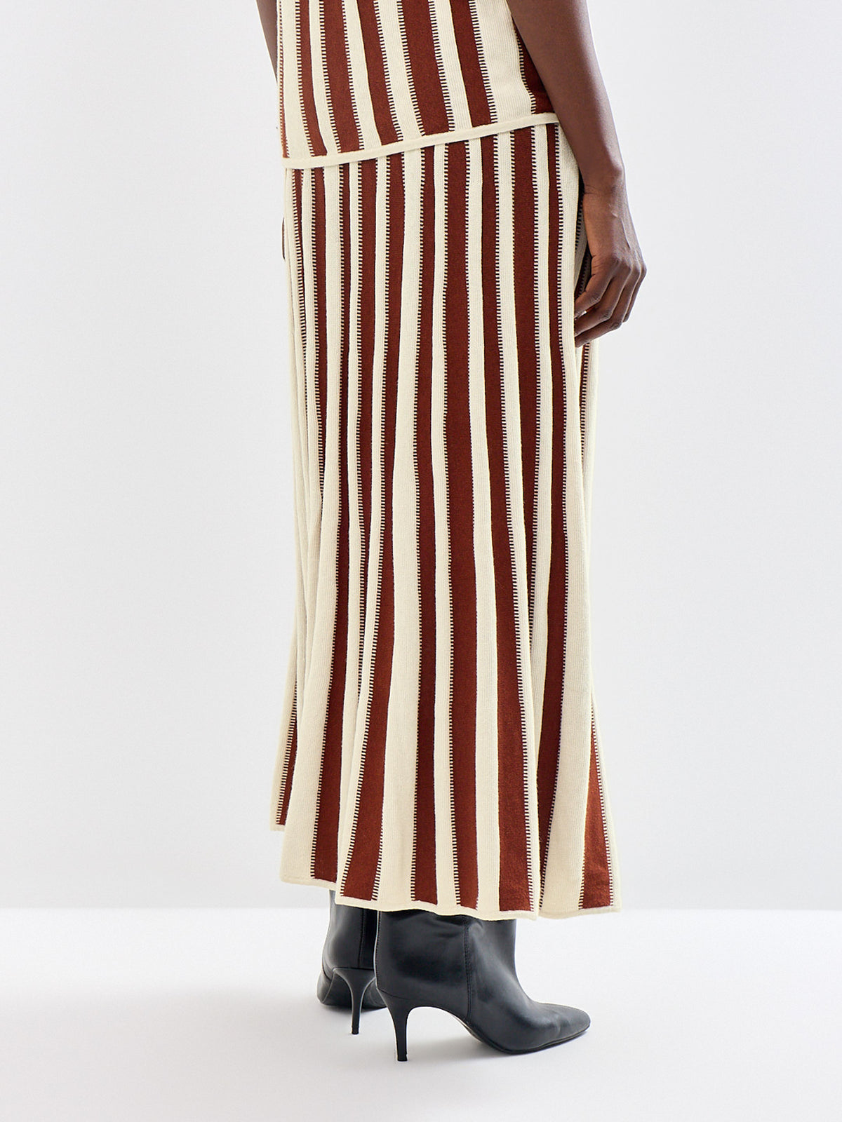 Lina High Waisted Knit Maxi Skirt Multi