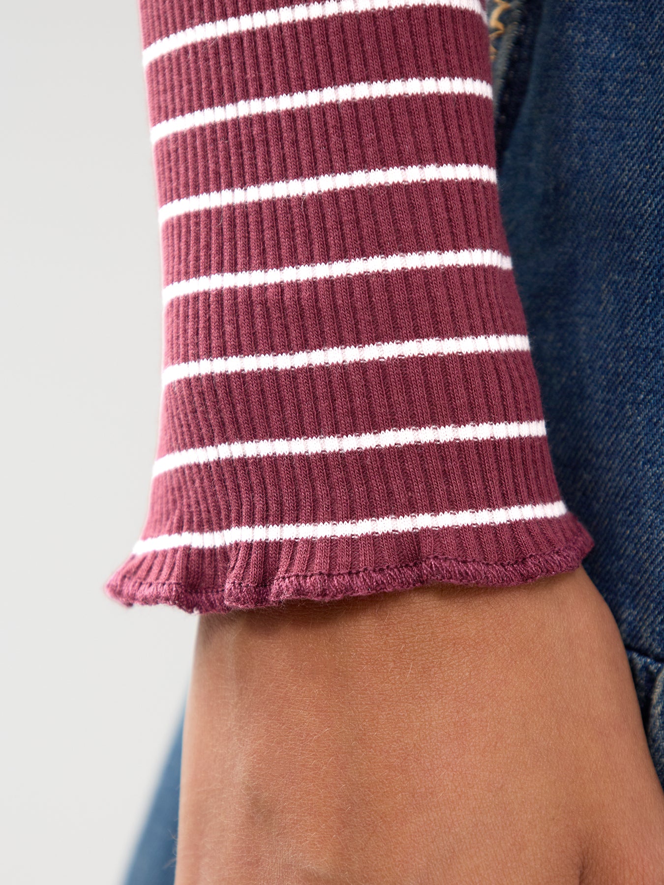 Crew Neck Striped T-Shirt In Burgundy