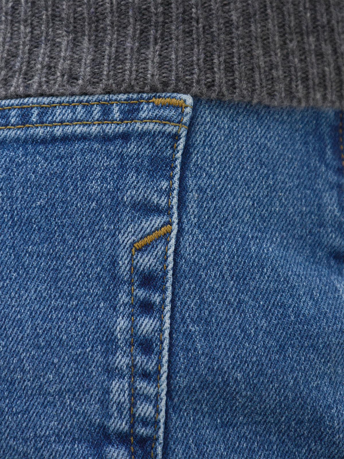 Organic Cotton Bea-Kori High-Waisted Barrel Jeans - Medium Blue Denim