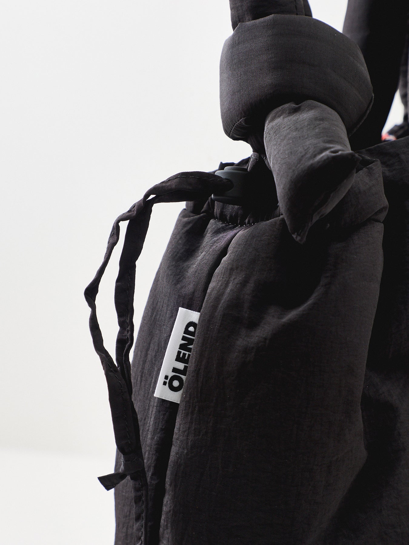 Ona Soft Bag Black – Fenwick