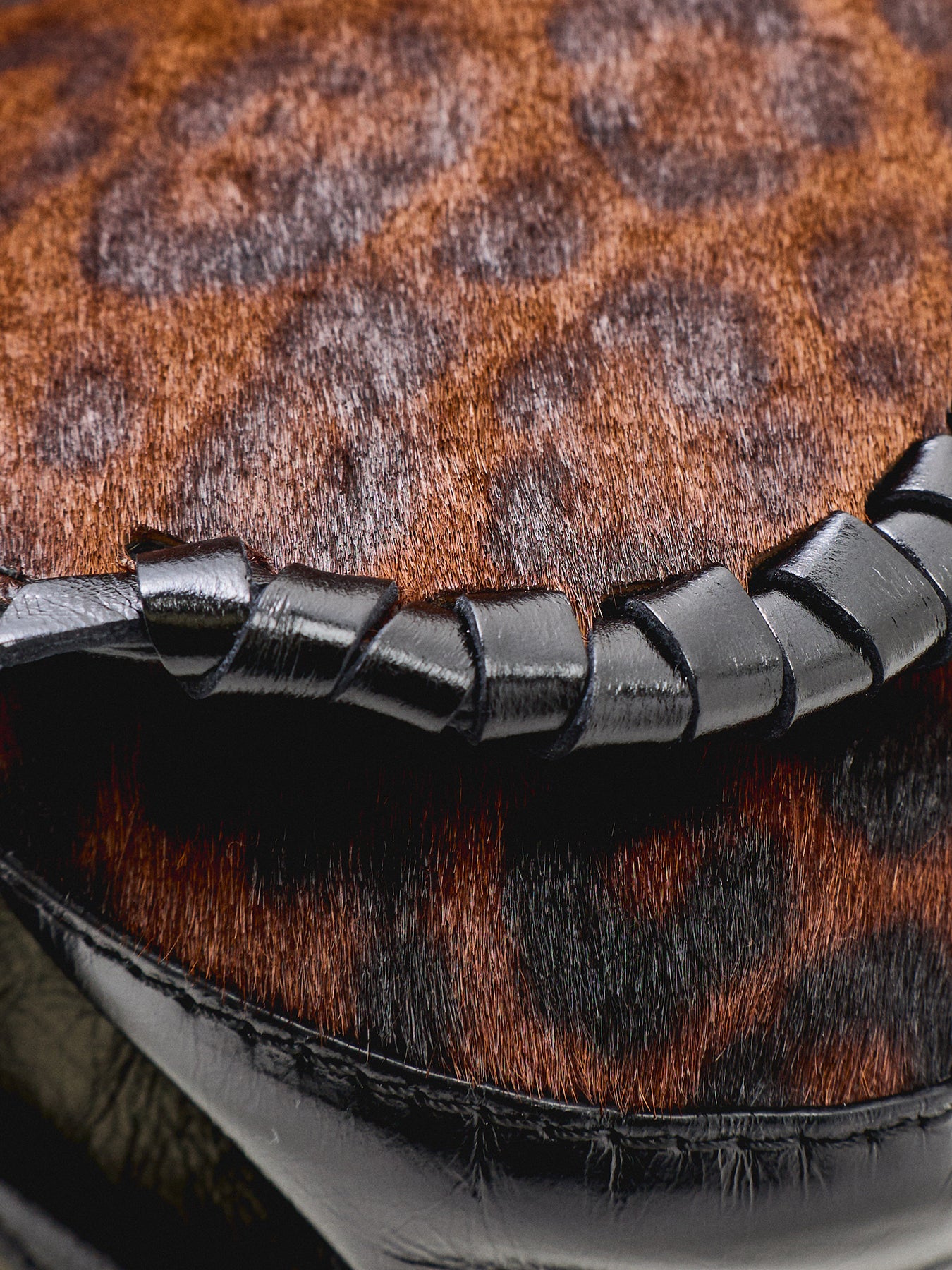 HELENA ROUND Leopard Shoulder Bag