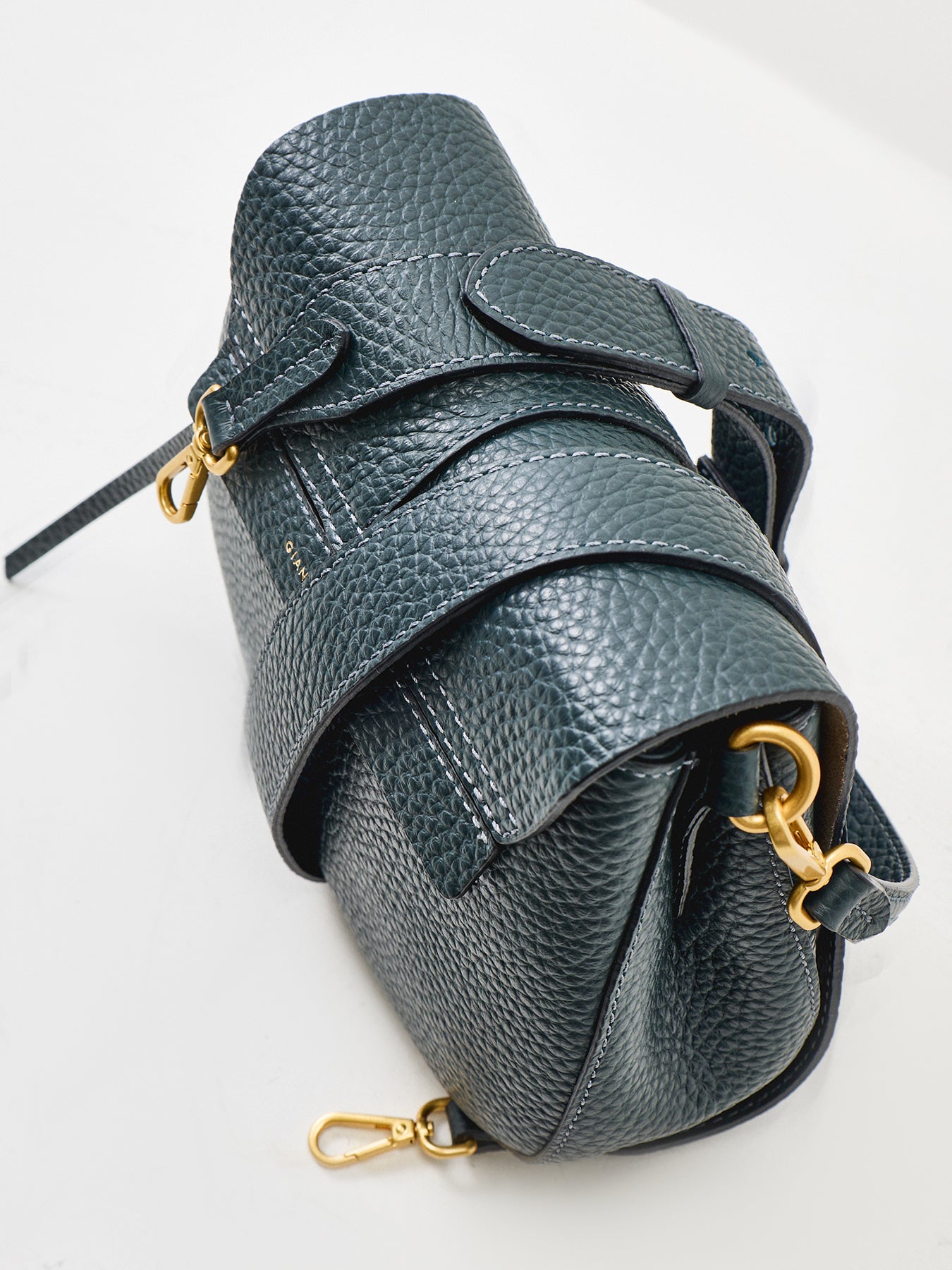 HELENA ROUND Leather Shoulder Bag