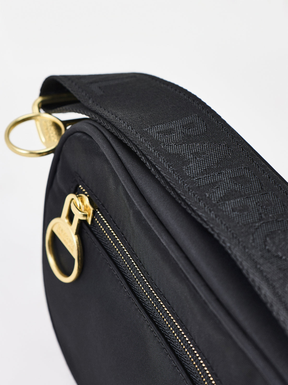 Qualify Mini Crossbody Bag Black