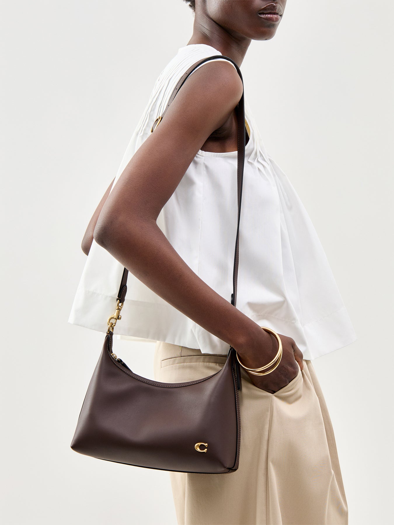 Juliet 25 Glovetanned Leather Shoulder Bag Brown