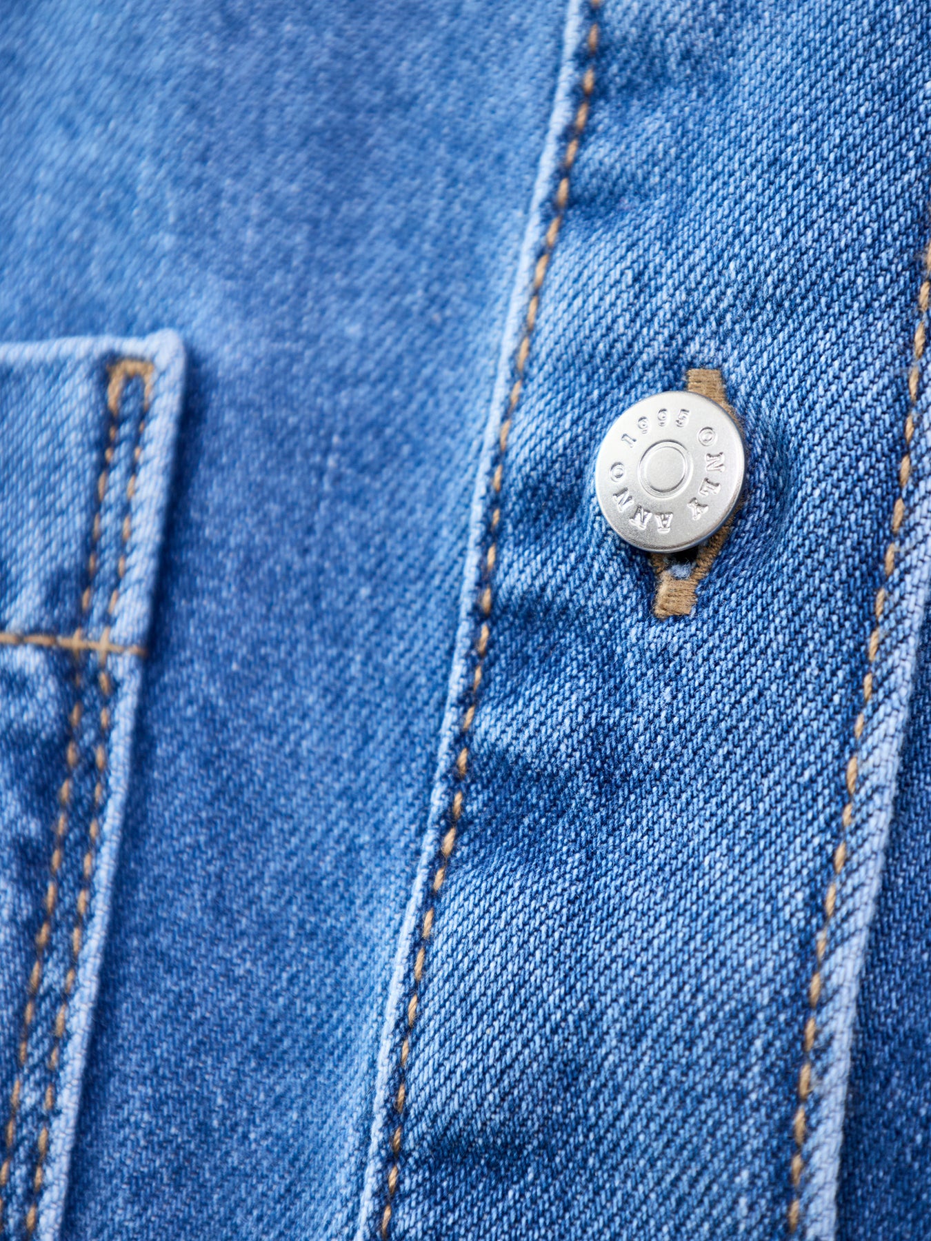 Cleo Cropped Denim Shirt Blue