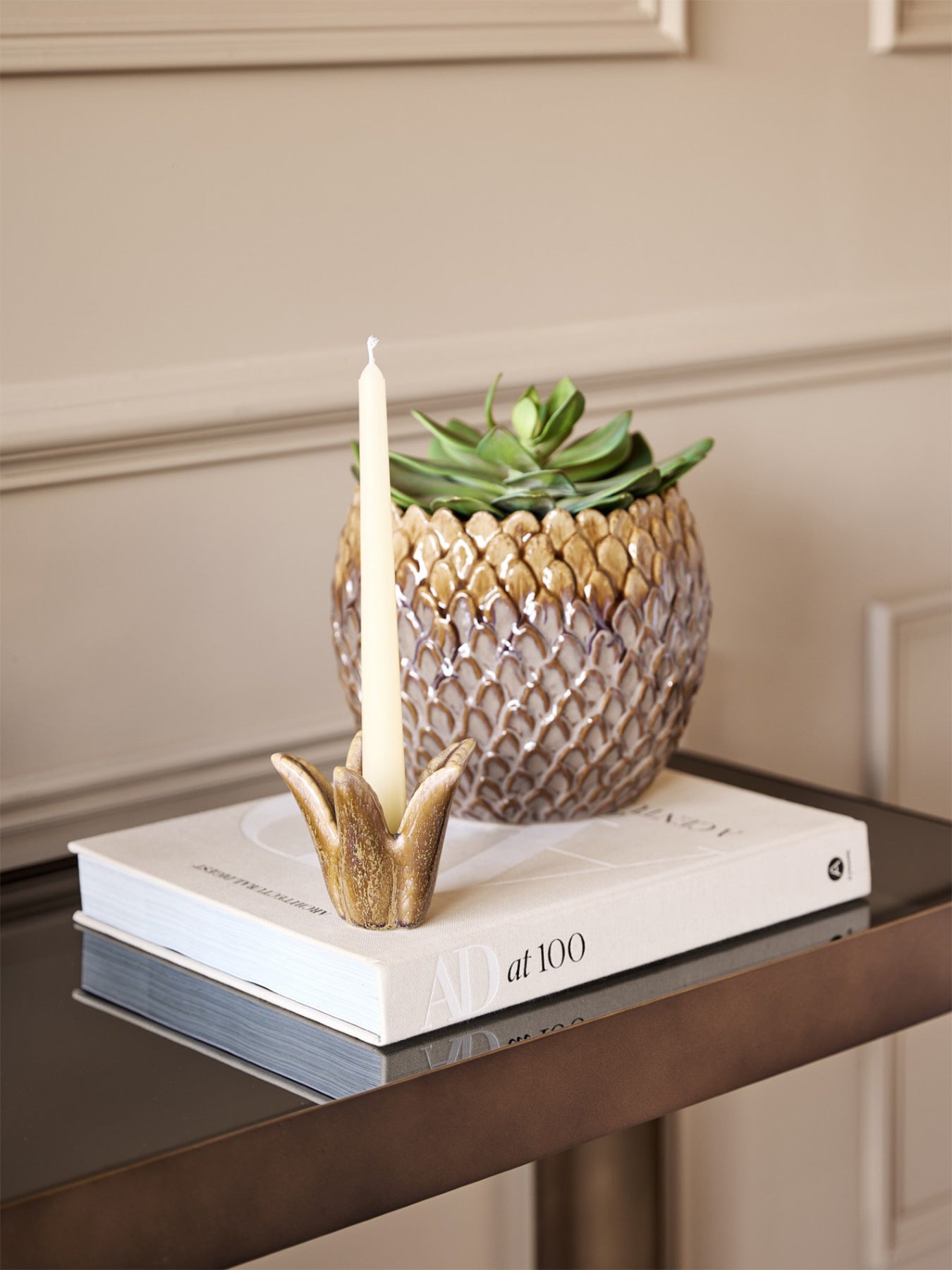 Tropics Candle Holder Medium Beige
