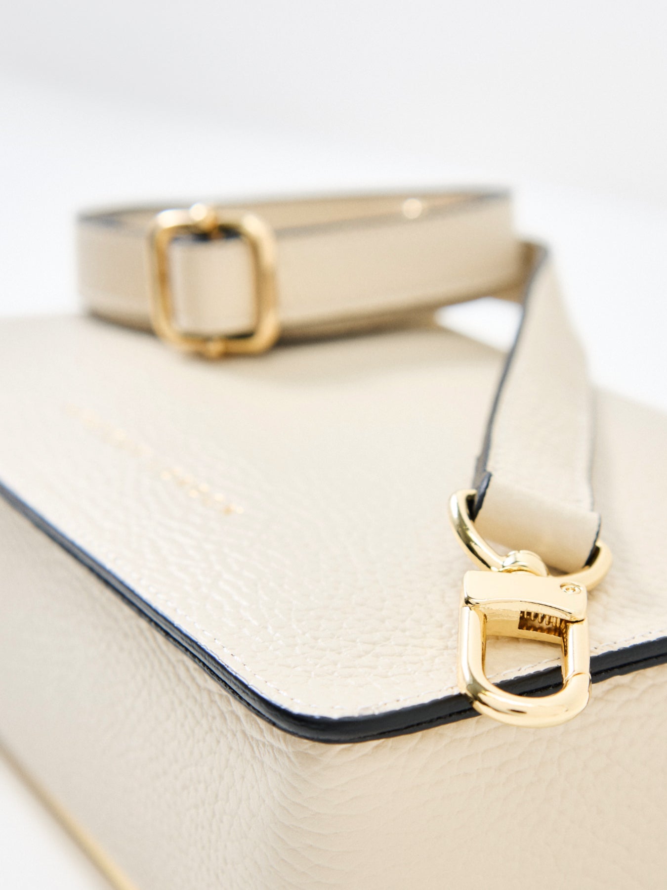 Newbury Leather Crossbody Bag Cream