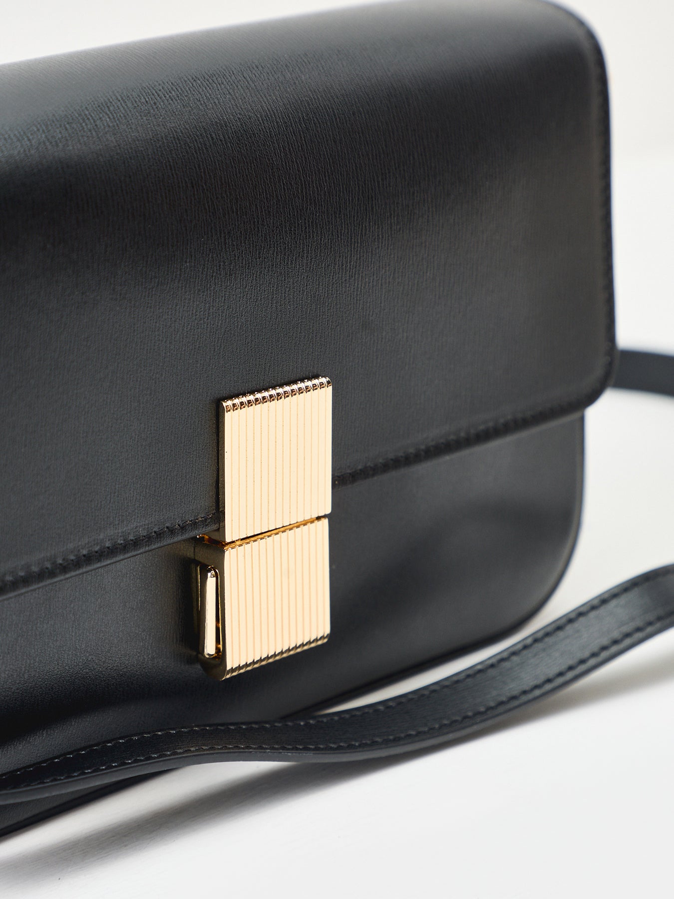 Flora Top Handle Leather Bag Black