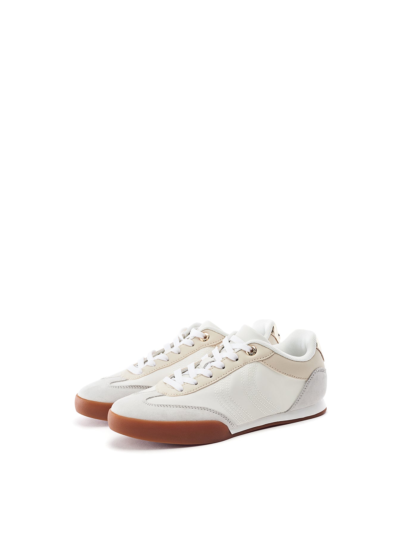 Aromaa Lace-Up Trainers White