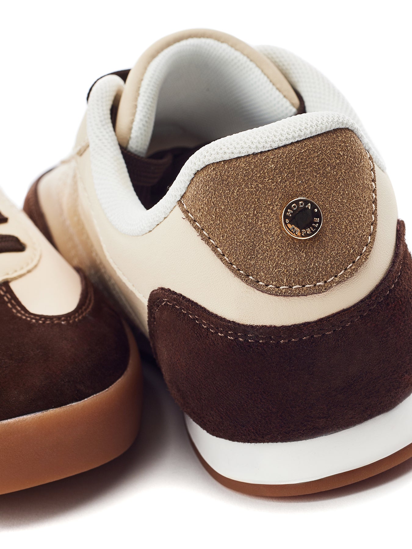 Aromaa Lace-Up Trainers Taupe