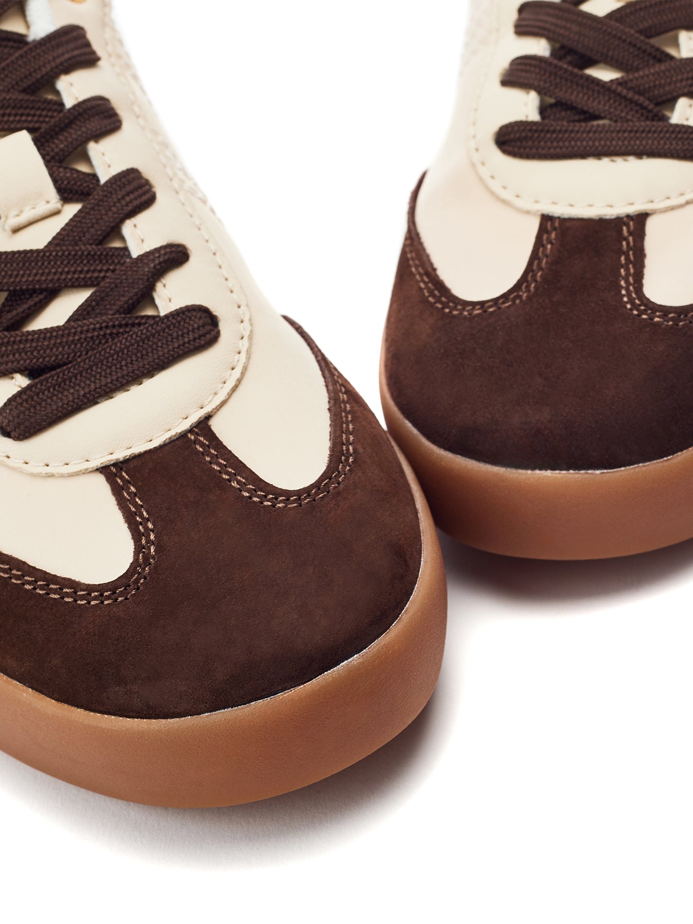 Aromaa Lace-Up Trainers Taupe
