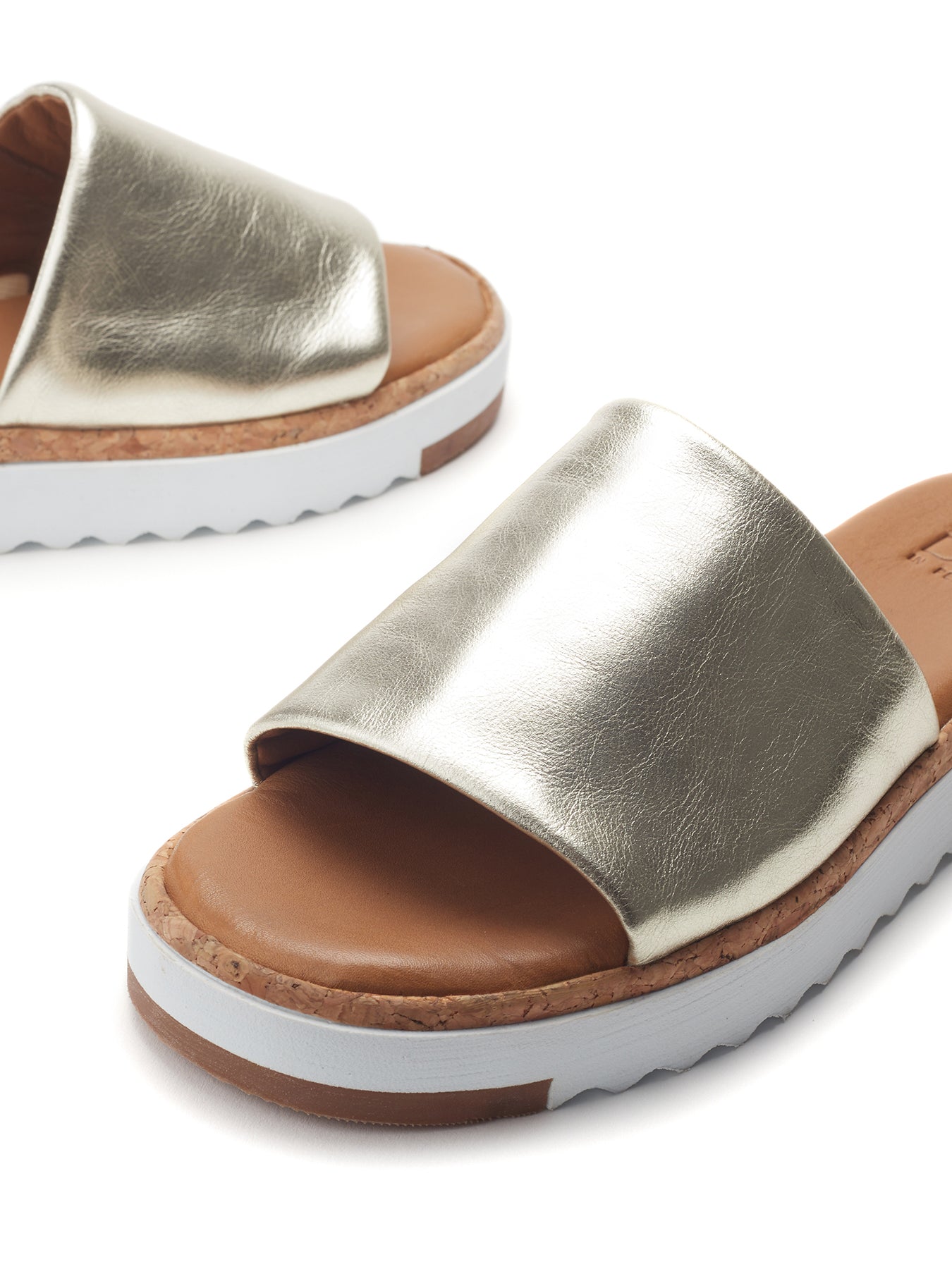 Kanzan Slider Sandals Gold