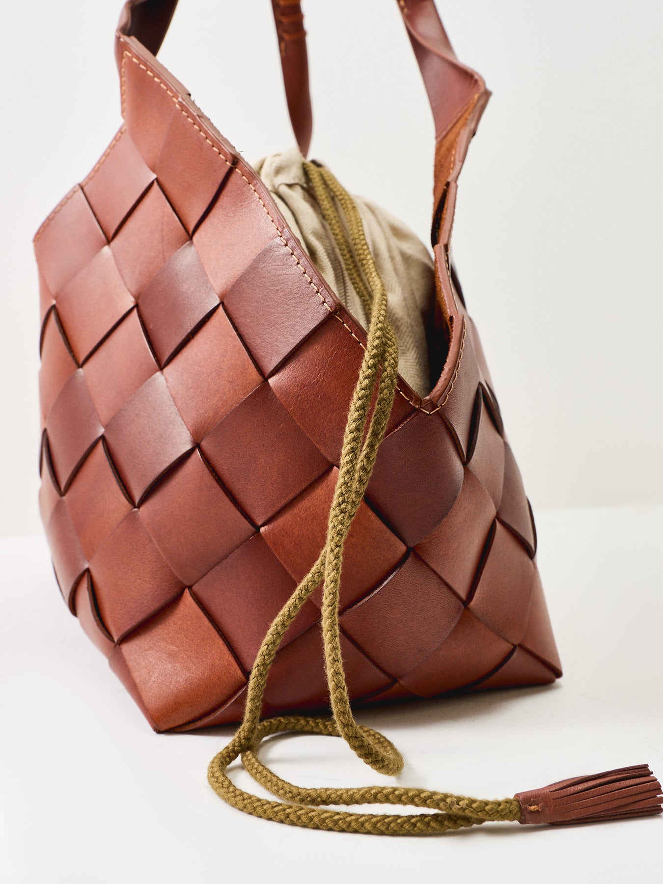 Castello Shoulder Tote Tan