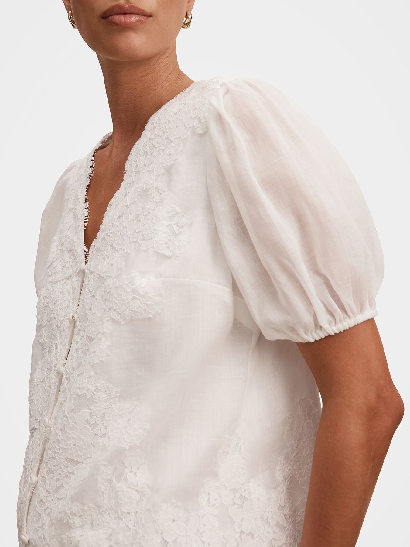 Sable Lace Scallop Blouse White