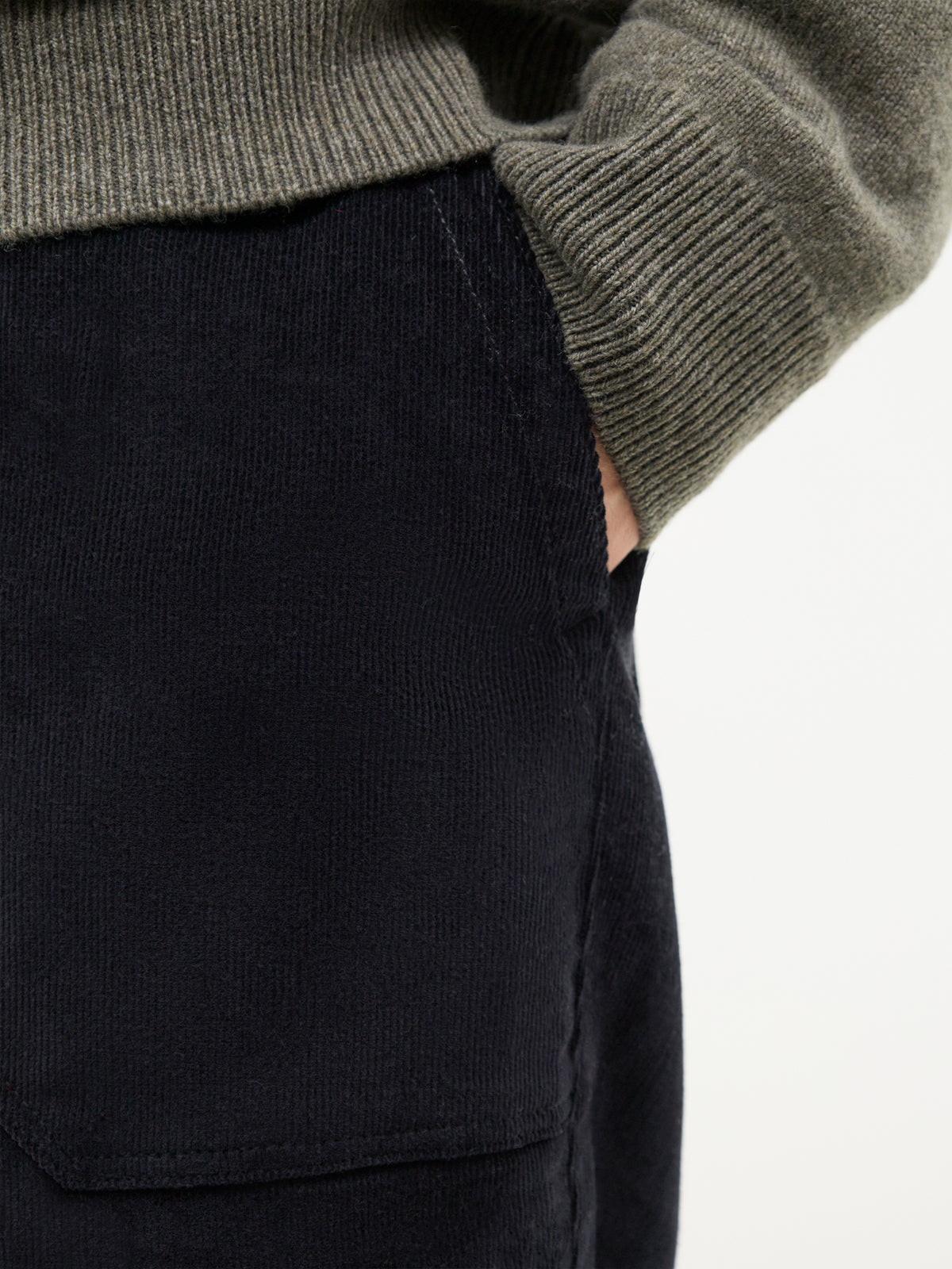 Organic Cotton Corduroy Drawstring Trousers – Black