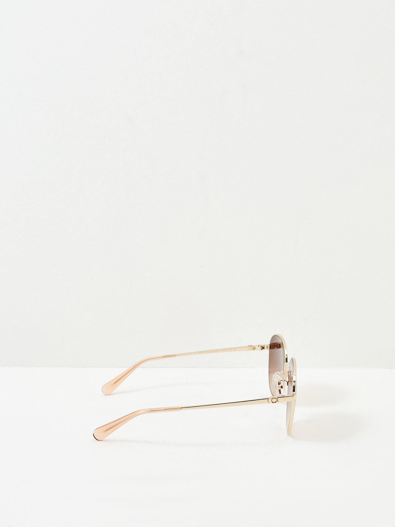 0HC7189 Round Sunglasses Gold