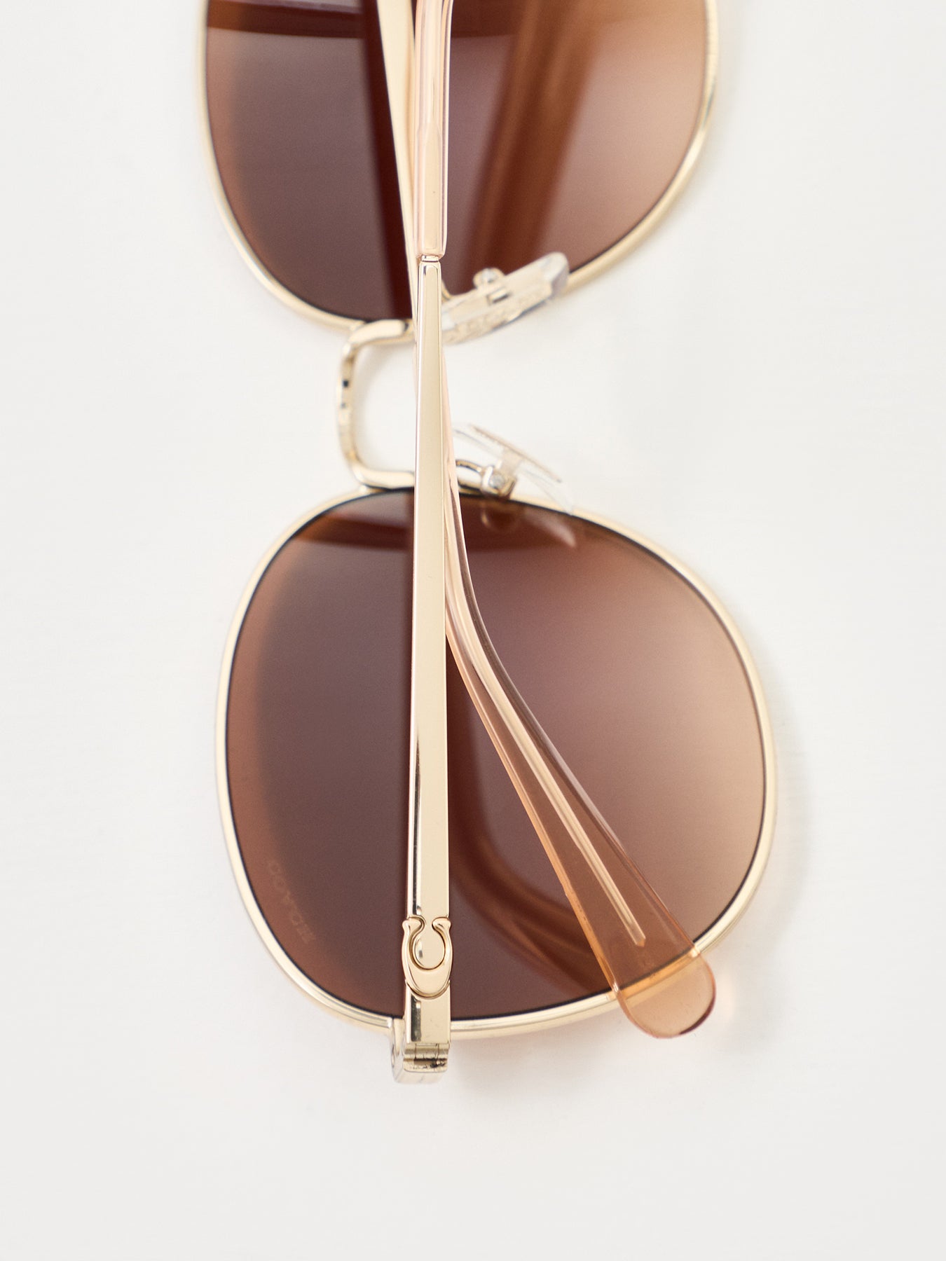 0HC7189 Round Sunglasses Gold