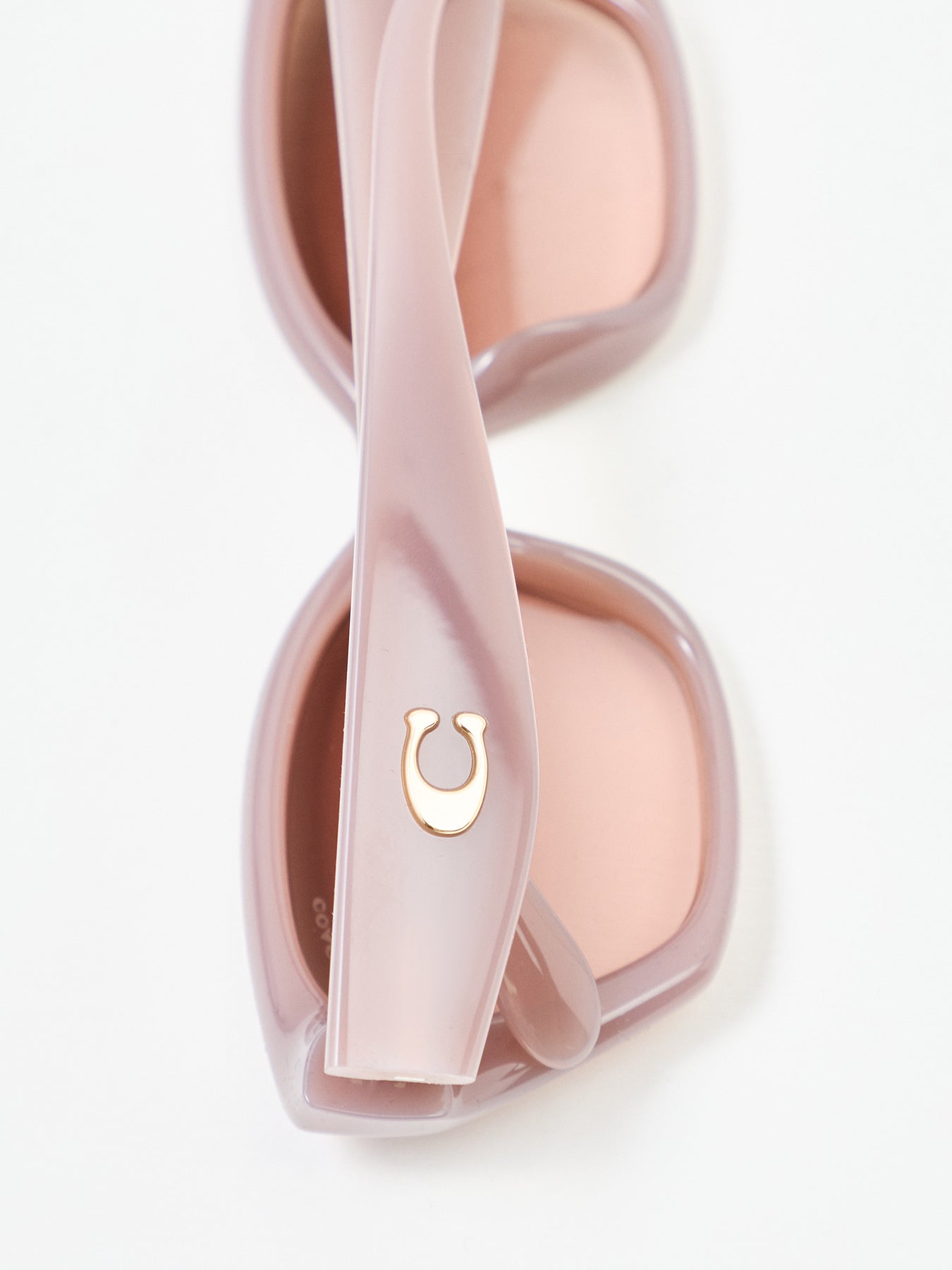 0HC8434U Cat Eye Sunglasses Pink
