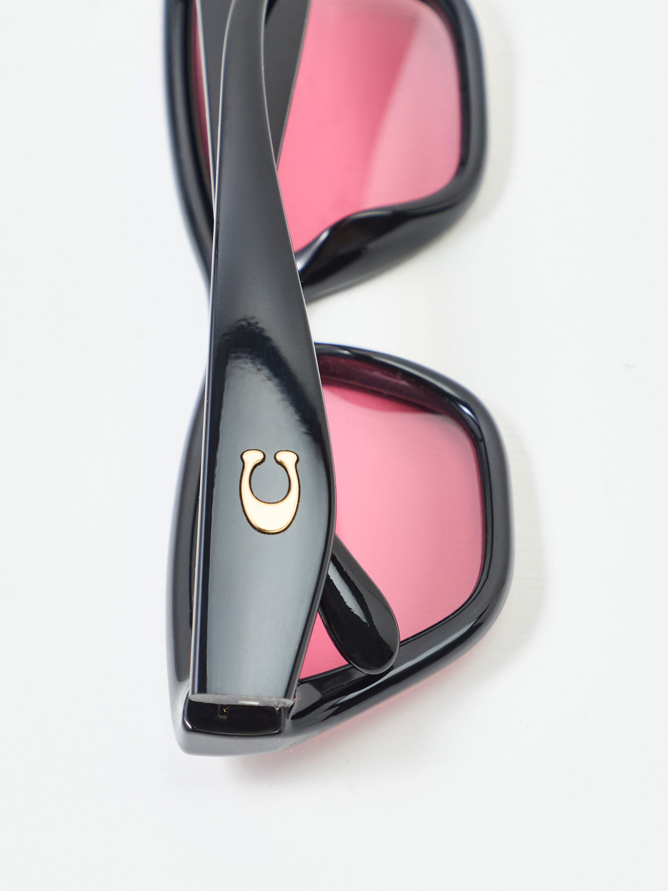 0HC8449U Cat Eye Sunglasses Black