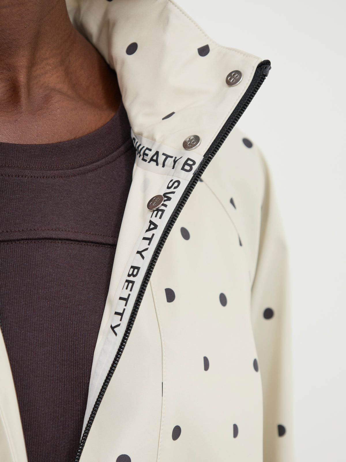 Motion Waterproof Cropped Parka – Cream Polka Print