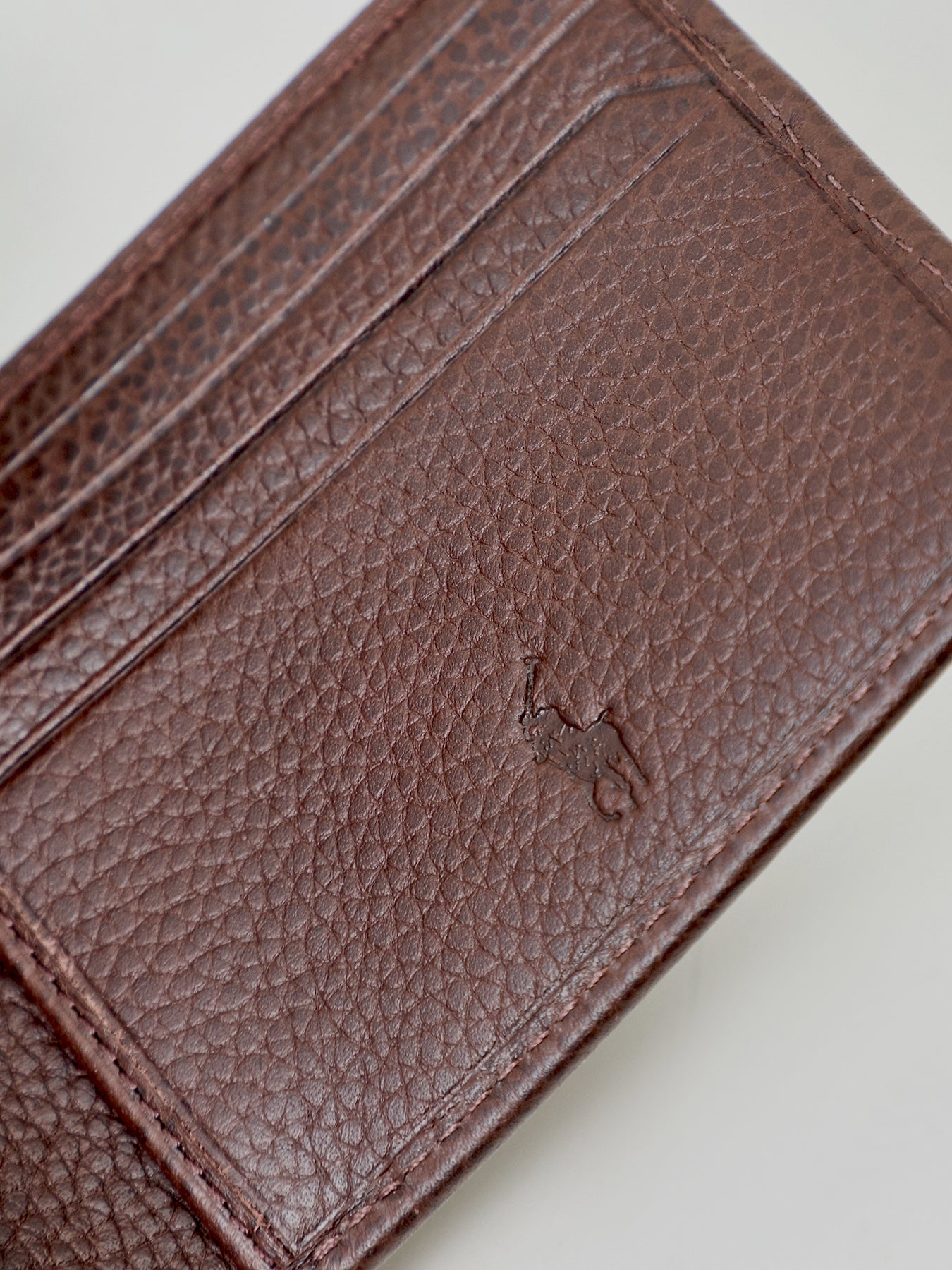 Pebble Leather Wallet Brown