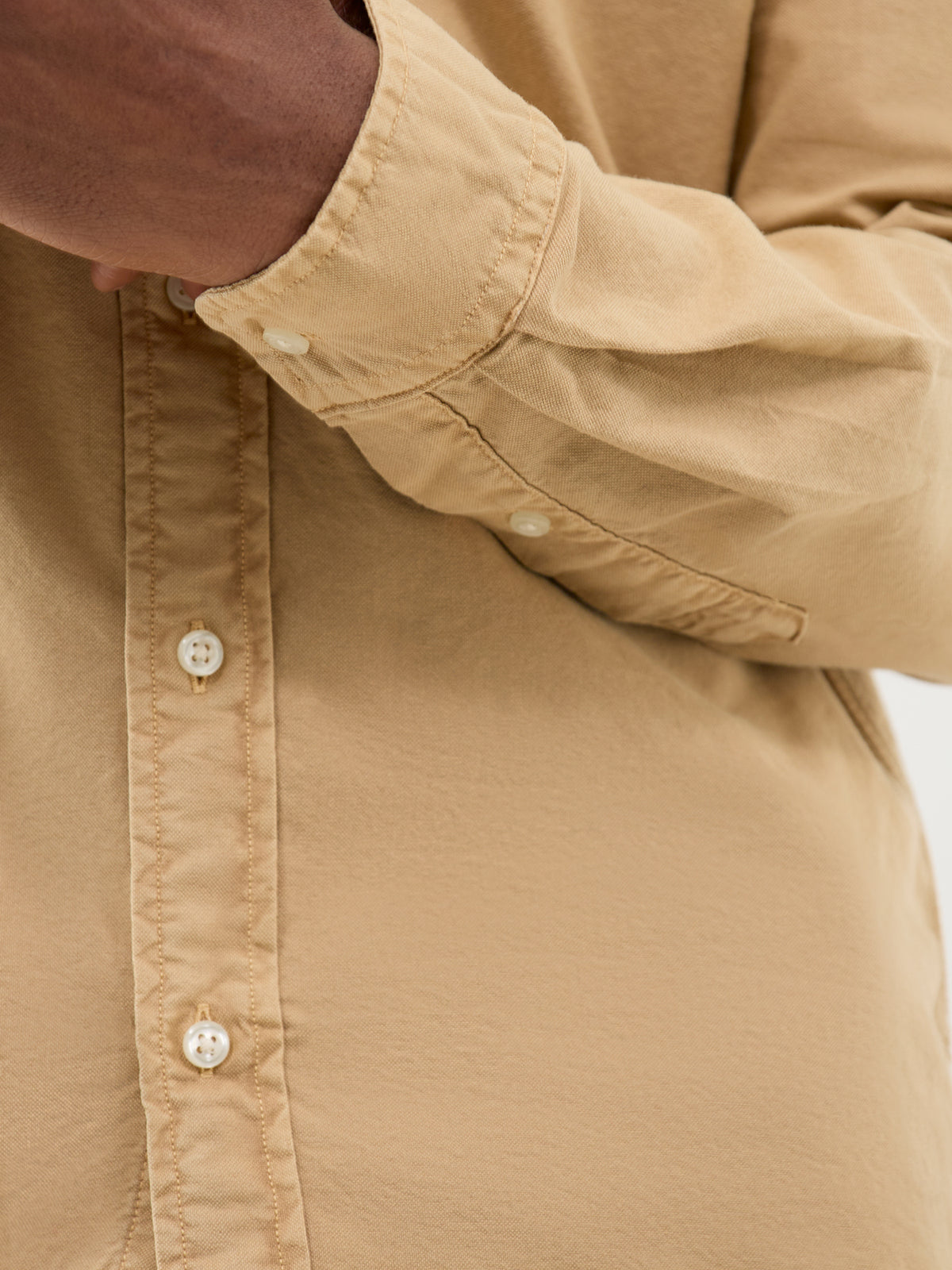 Custom Fit Garment-Dyed Cotton Oxford Shirt - Classic Camel
