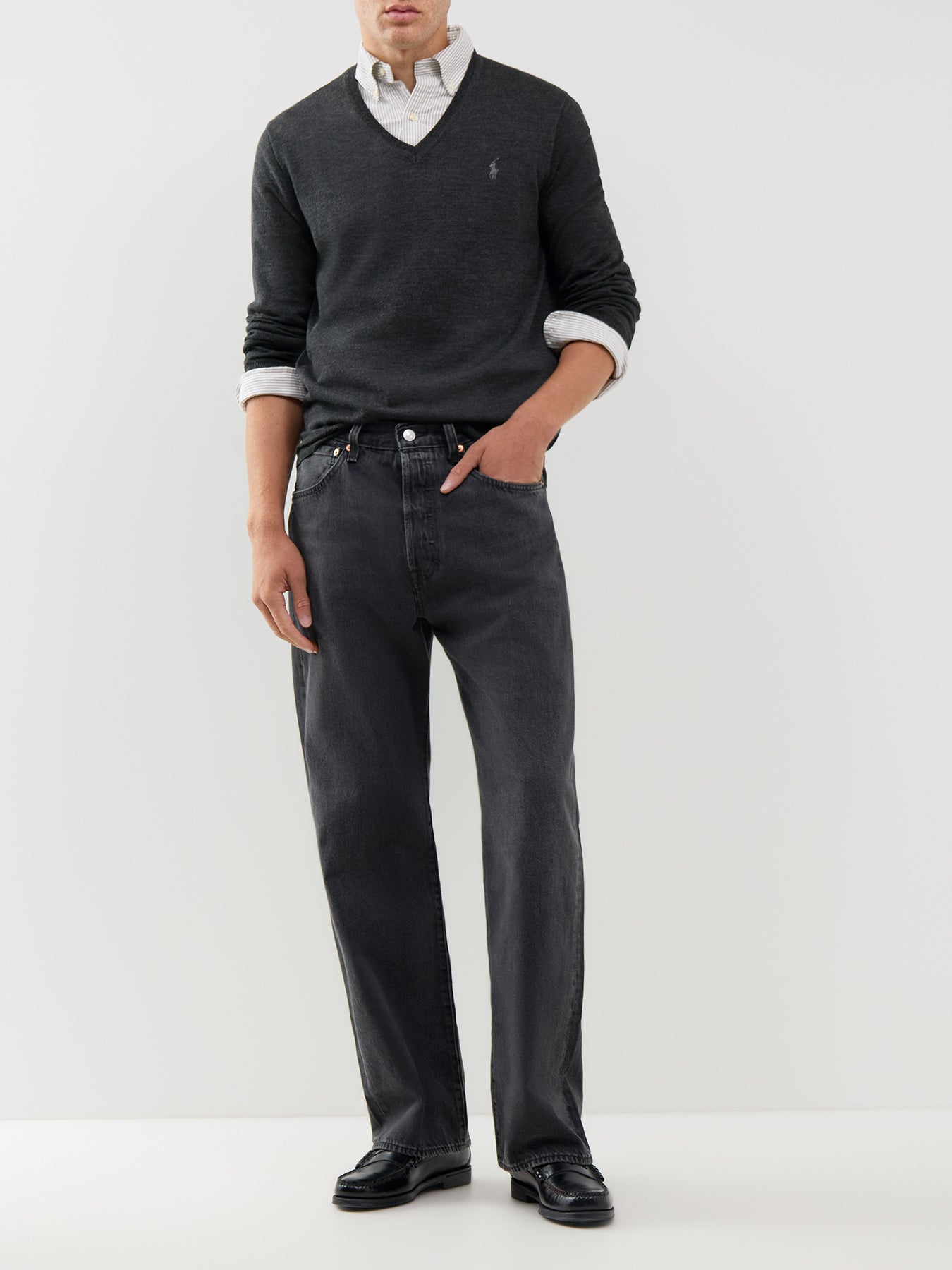Slim Fit V-Neck Knit