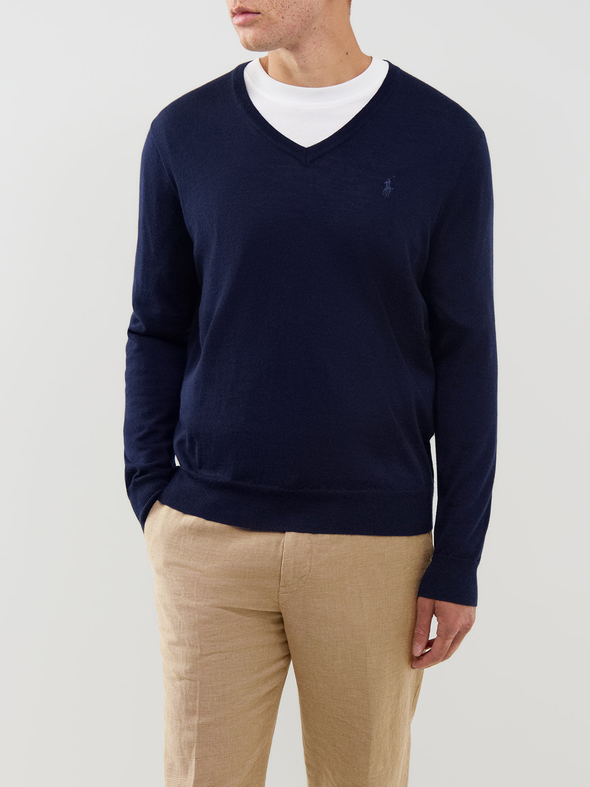 Slim Fit V-Neck Knit