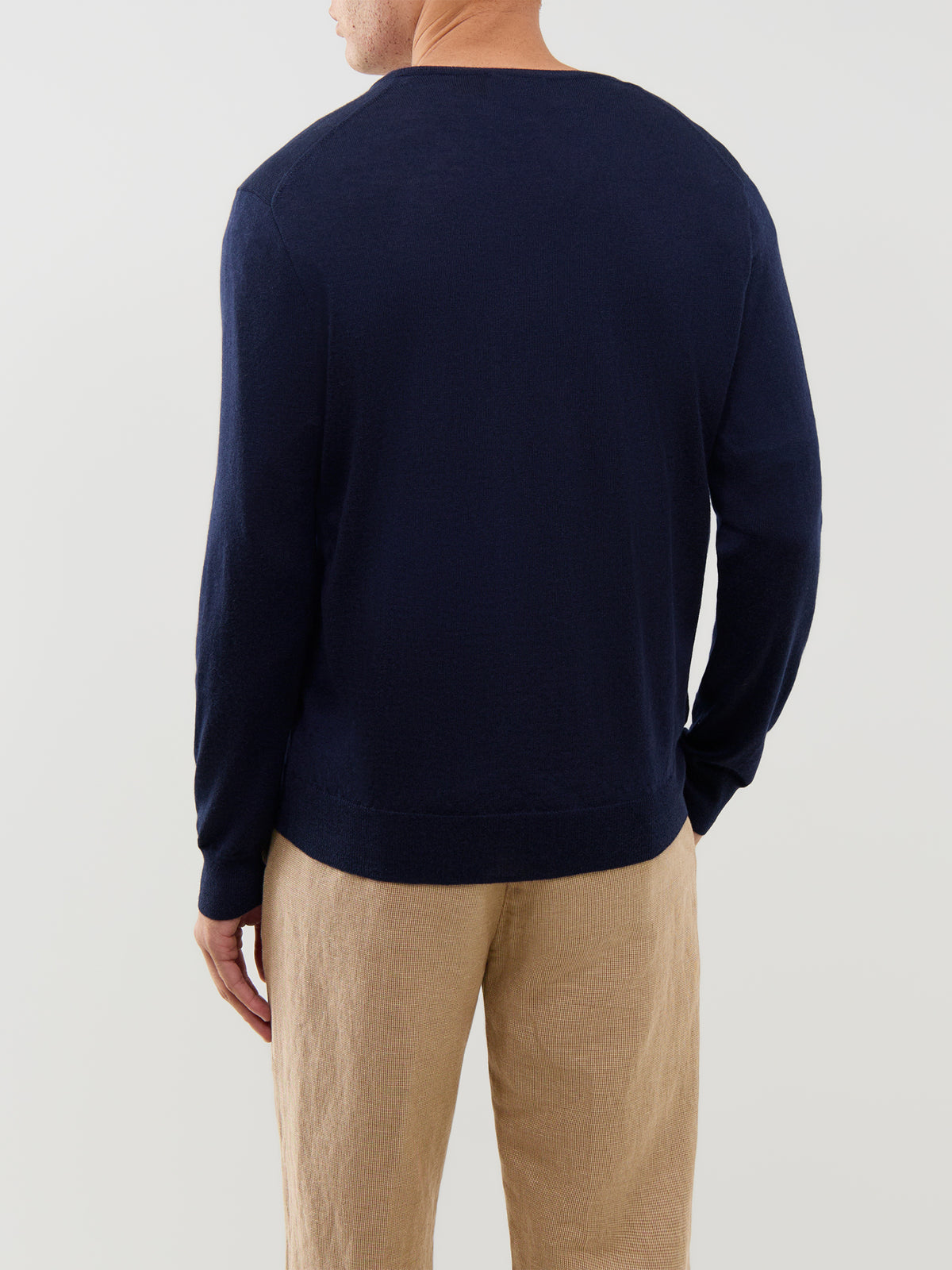 Slim Fit V-Neck Knit