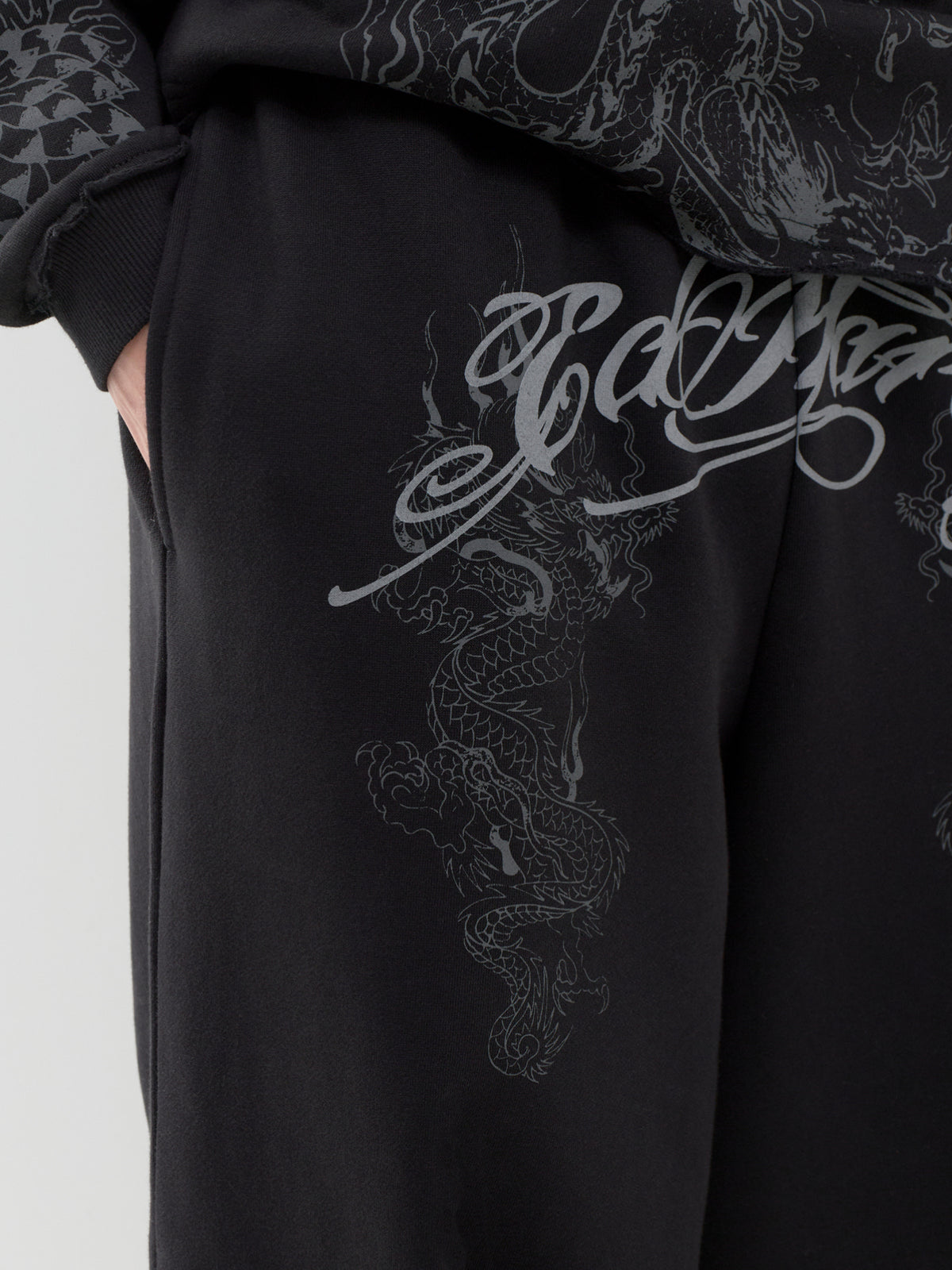 Shadow Graphic Balloon Joggers