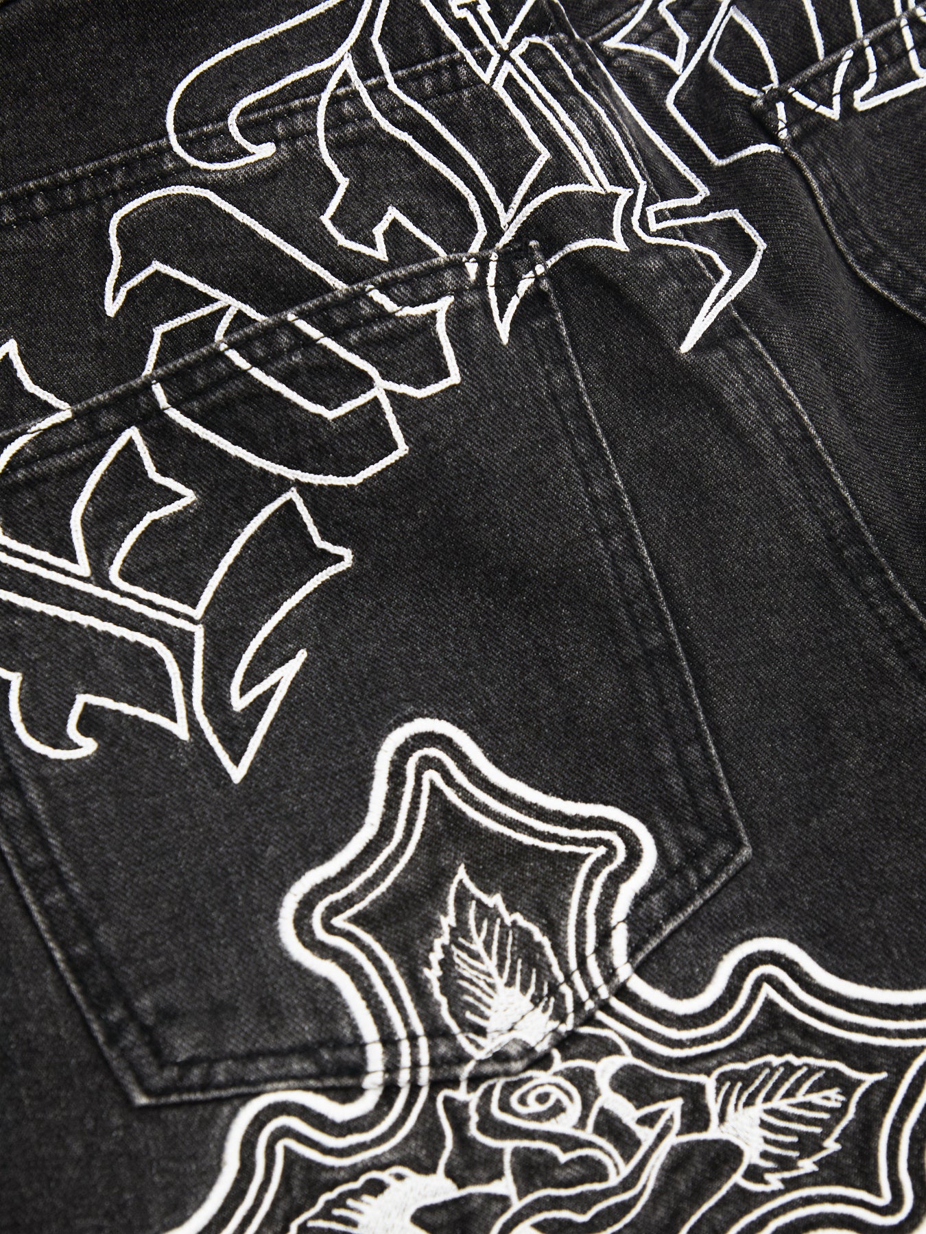 Varsity Cross Badge Xxtra Fit Jeans