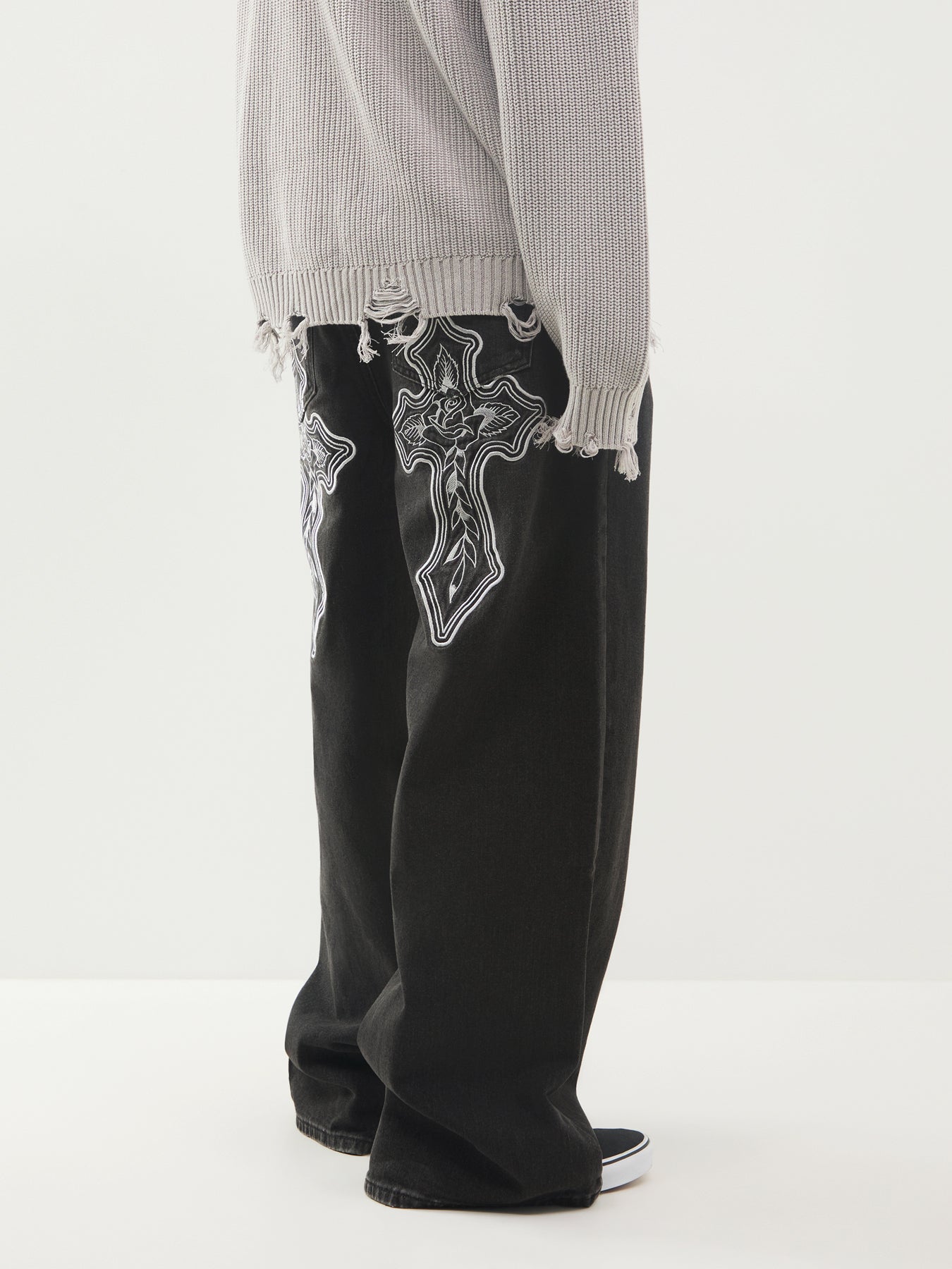 Varsity Cross Badge Xxtra Fit Jeans